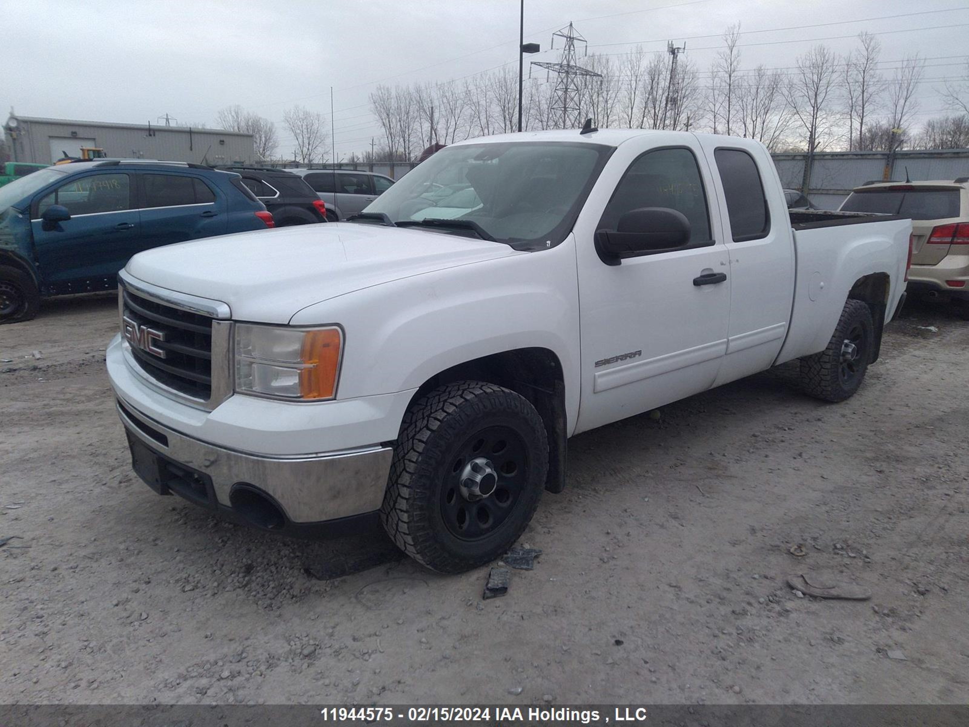 Photo 1 VIN: 1GTSCVE01AZ215342 - GMC SIERRA 