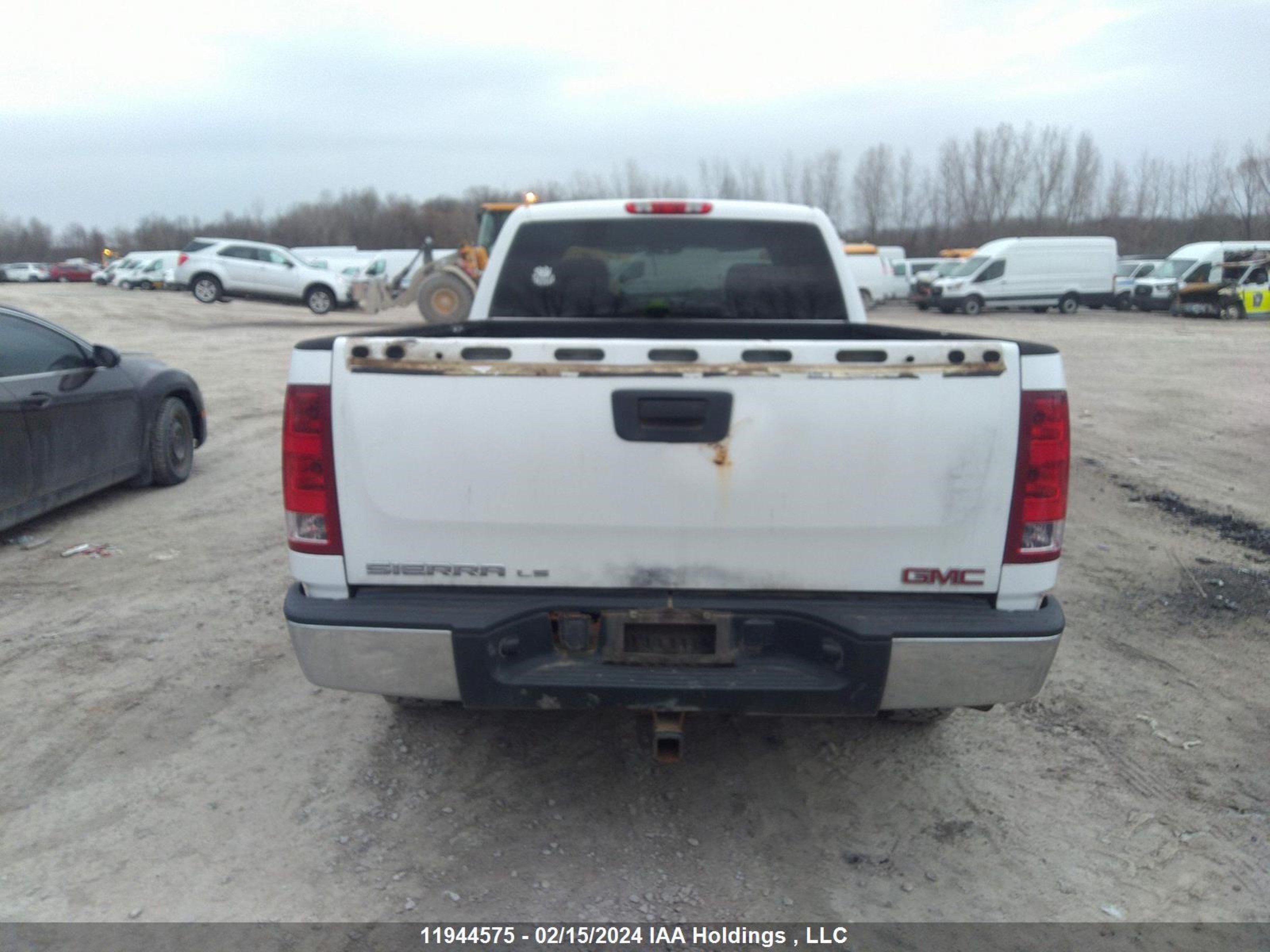 Photo 15 VIN: 1GTSCVE01AZ215342 - GMC SIERRA 