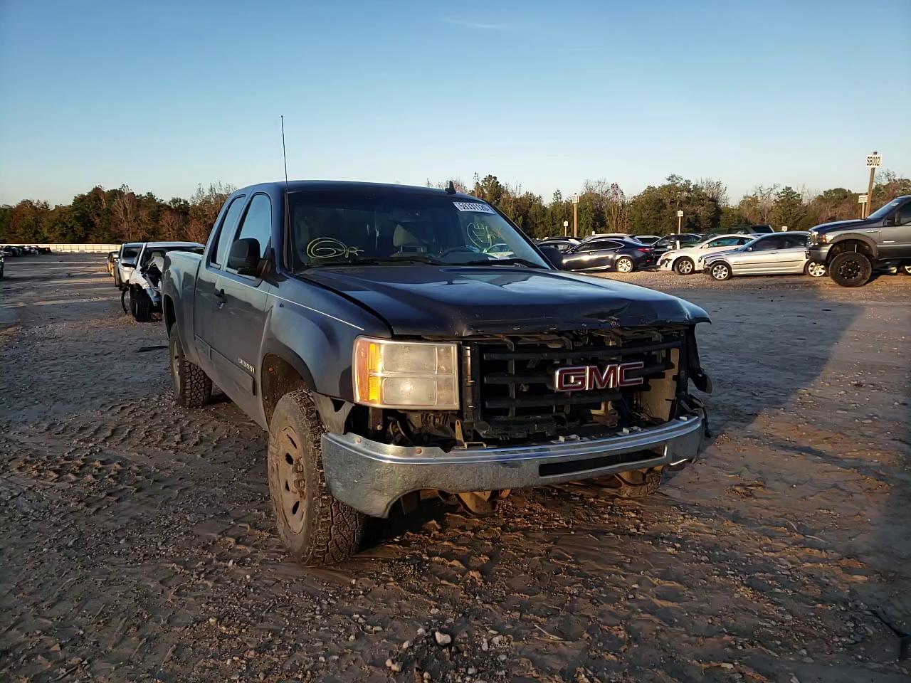 Photo 10 VIN: 1GTSCVEA9AZ130094 - GMC SIERRA C15 