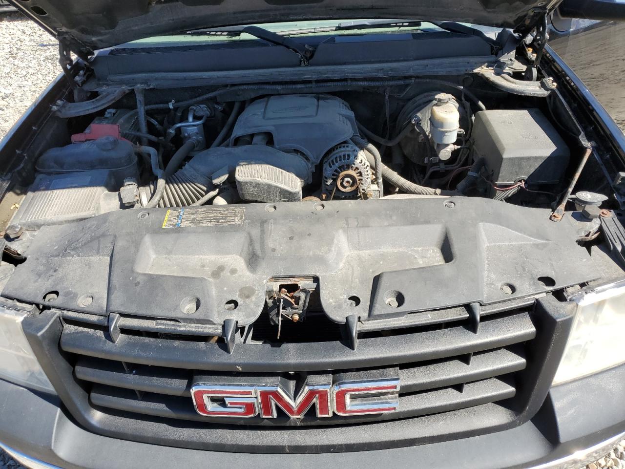 Photo 10 VIN: 1GTSKTE32AZ155993 - GMC SIERRA 