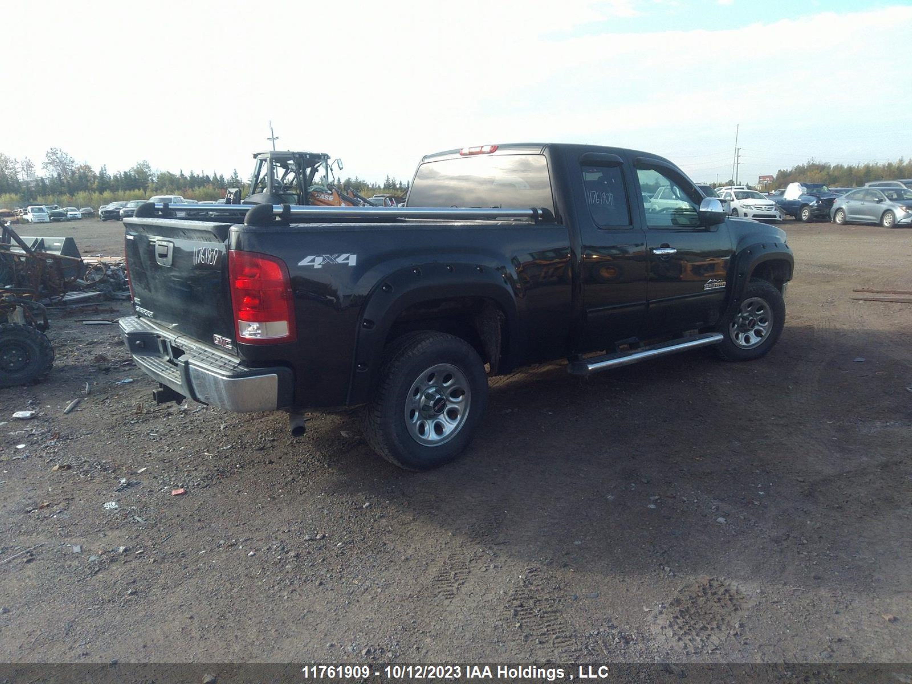 Photo 3 VIN: 1GTSKUEA7AZ125750 - GMC SIERRA 