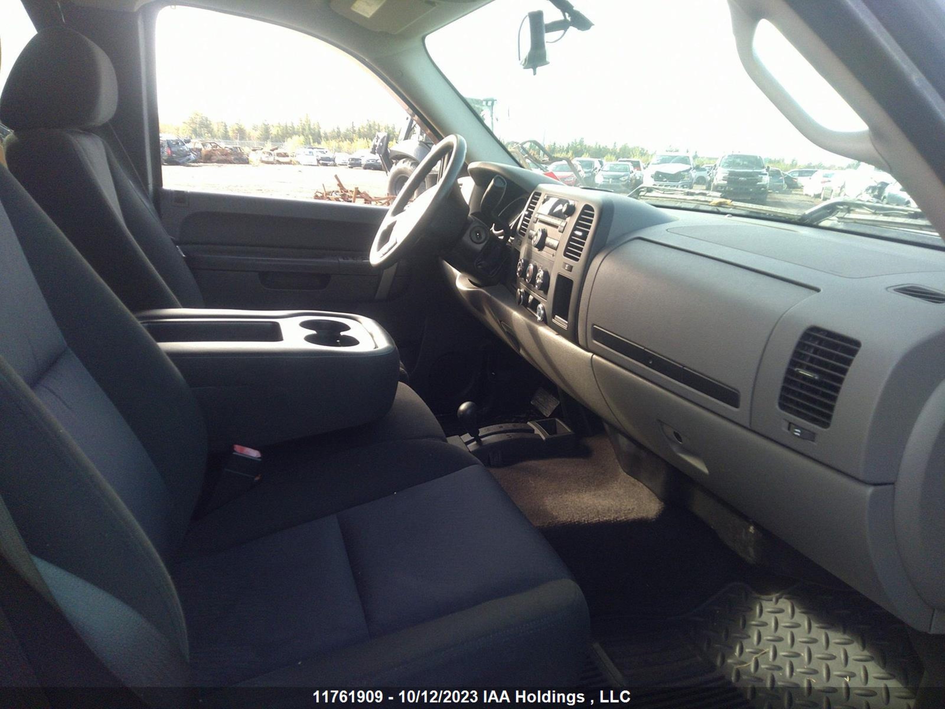 Photo 4 VIN: 1GTSKUEA7AZ125750 - GMC SIERRA 