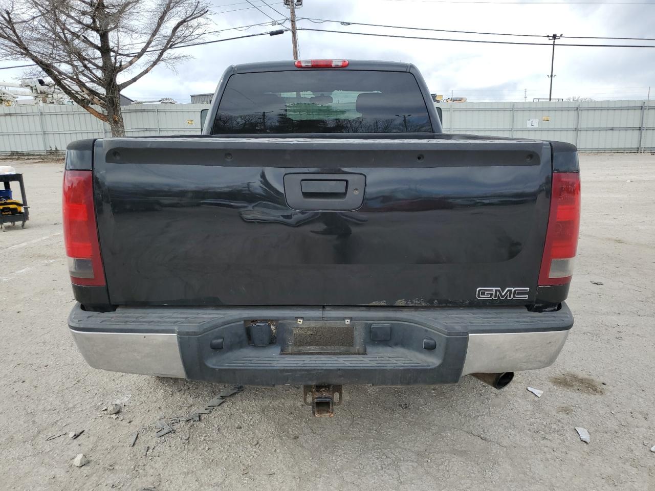 Photo 5 VIN: 1GTSKVE31AZ274811 - GMC SIERRA 