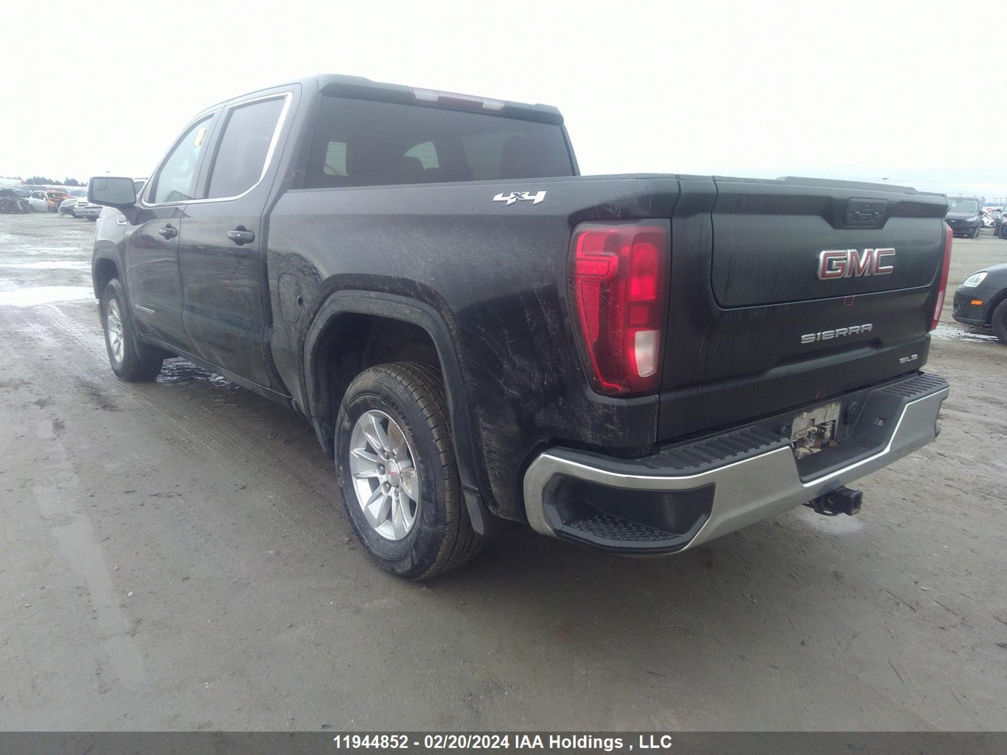 Photo 2 VIN: 1GTU9BED9MZ305657 - GMC SIERRA 