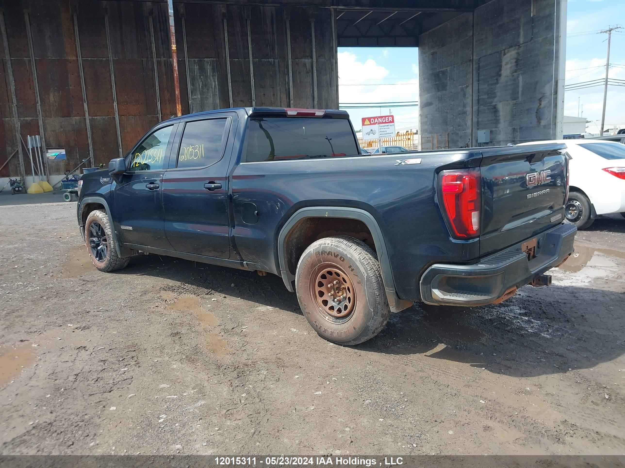 Photo 2 VIN: 1GTU9CEDXLZ221481 - GMC SIERRA 