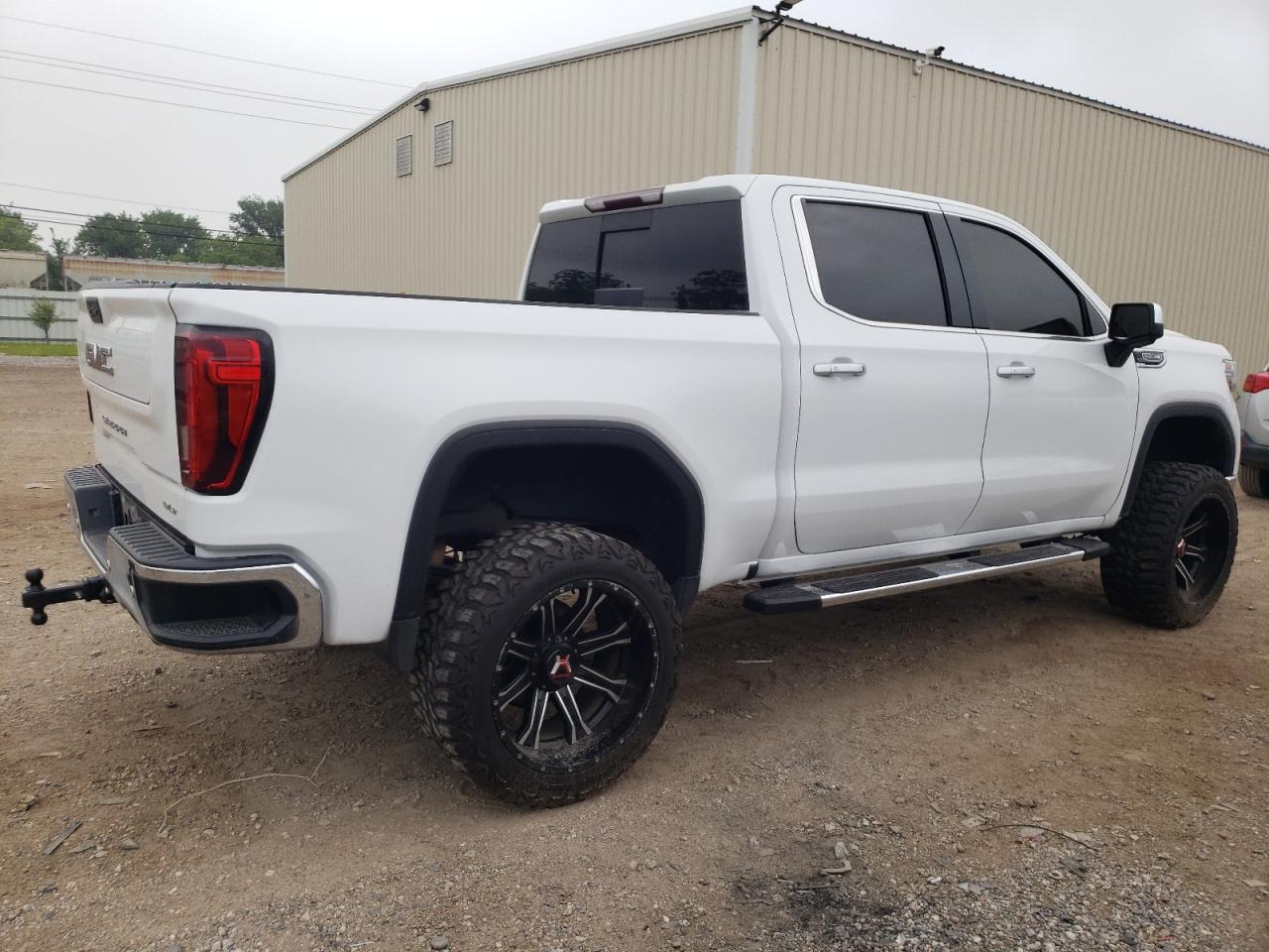 Photo 2 VIN: 1GTU9DED9KZ135566 - GMC SIERRA 