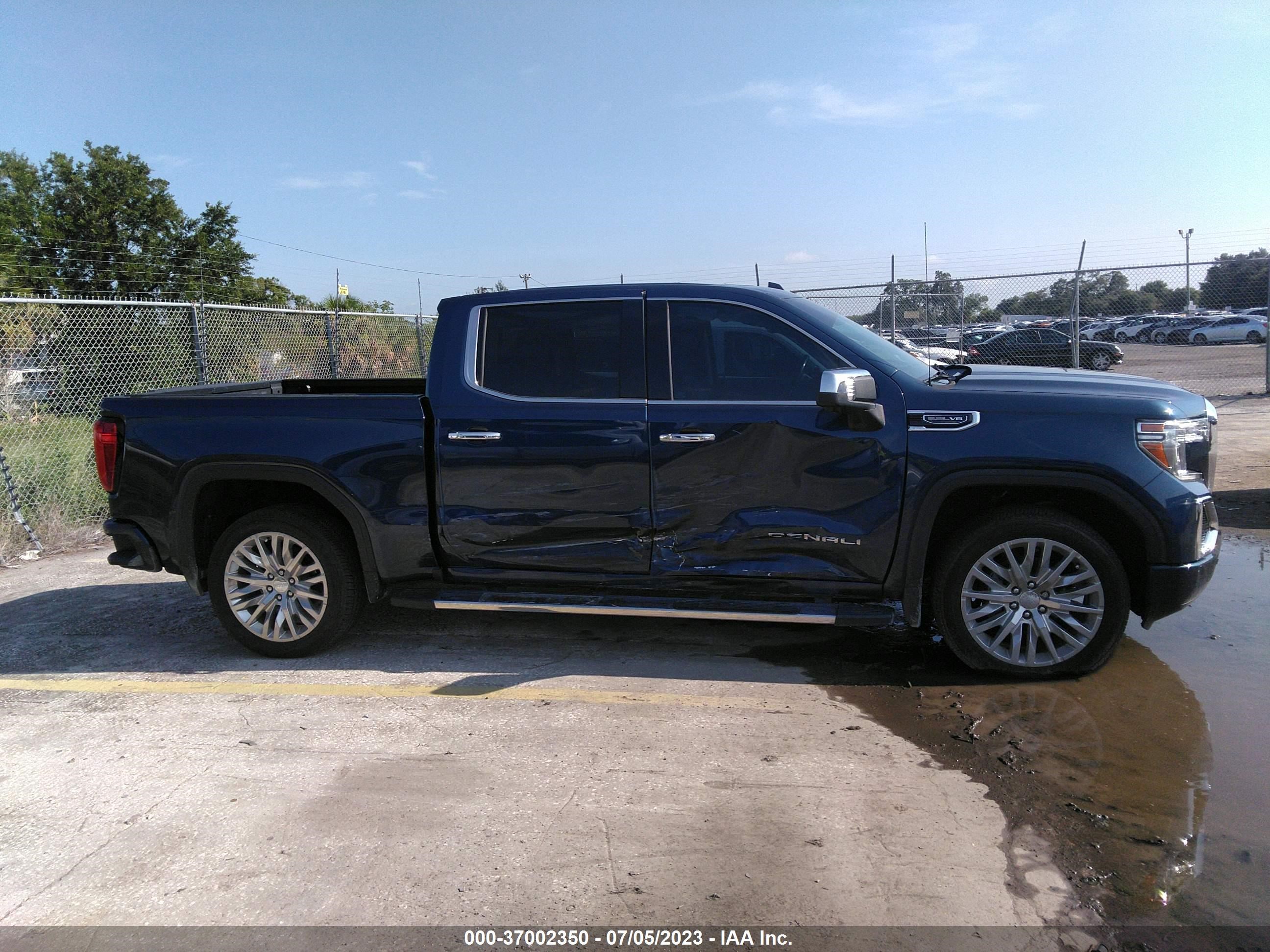 Photo 12 VIN: 1GTU9FED9KZ208995 - GMC SIERRA 