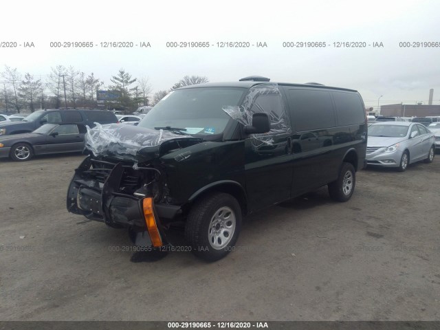 Photo 1 VIN: 1GTUHAD45A1170556 - GMC SAVANA CARGO VAN 