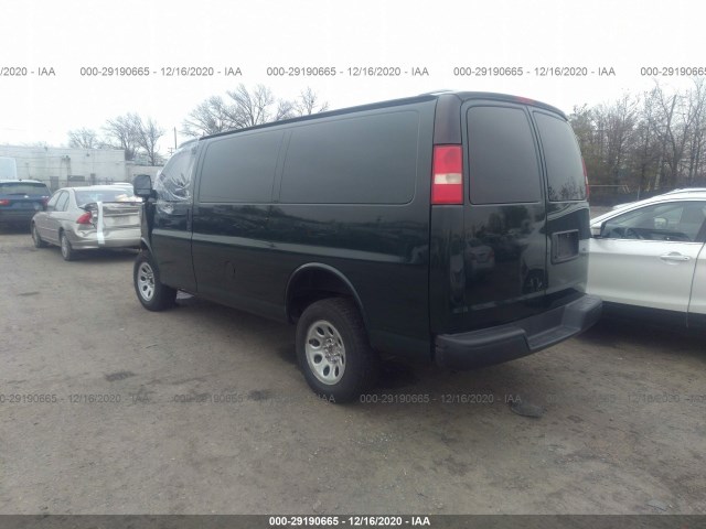 Photo 2 VIN: 1GTUHAD45A1170556 - GMC SAVANA CARGO VAN 