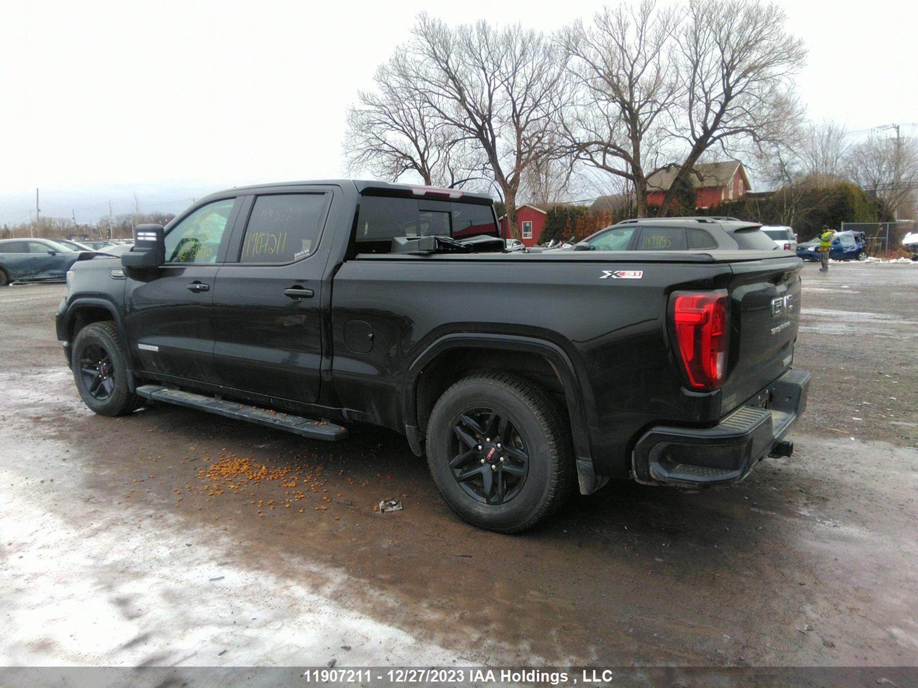 Photo 2 VIN: 1GTUUCED8PZ317159 - GMC SIERRA 