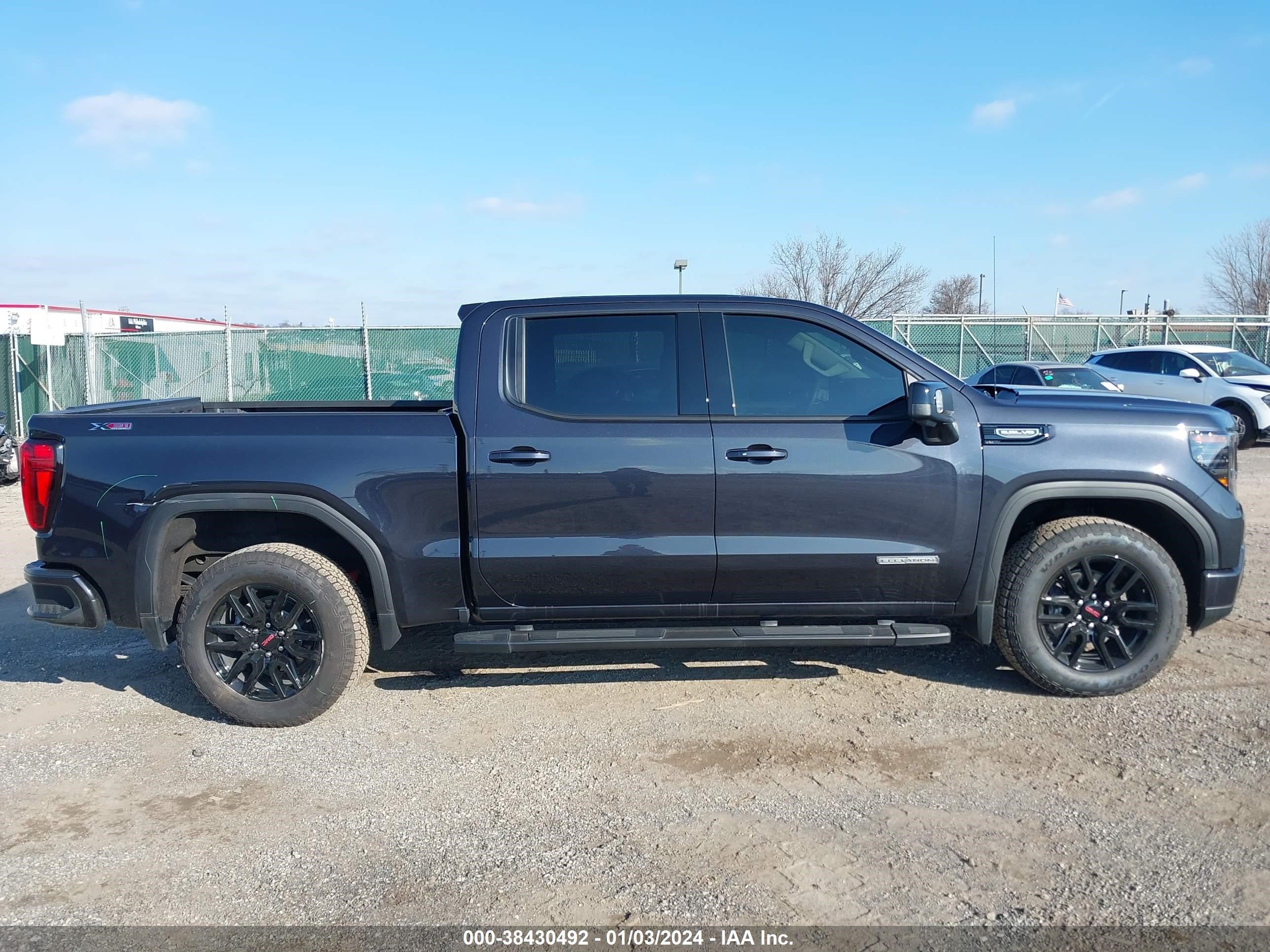 Photo 13 VIN: 1GTUUCEDXRZ118522 - GMC SIERRA 