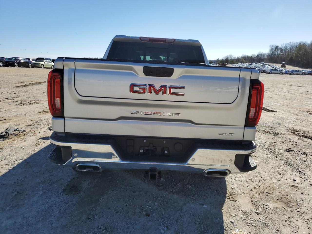 Photo 5 VIN: 1GTUUDED5NZ558454 - GMC SIERRA 