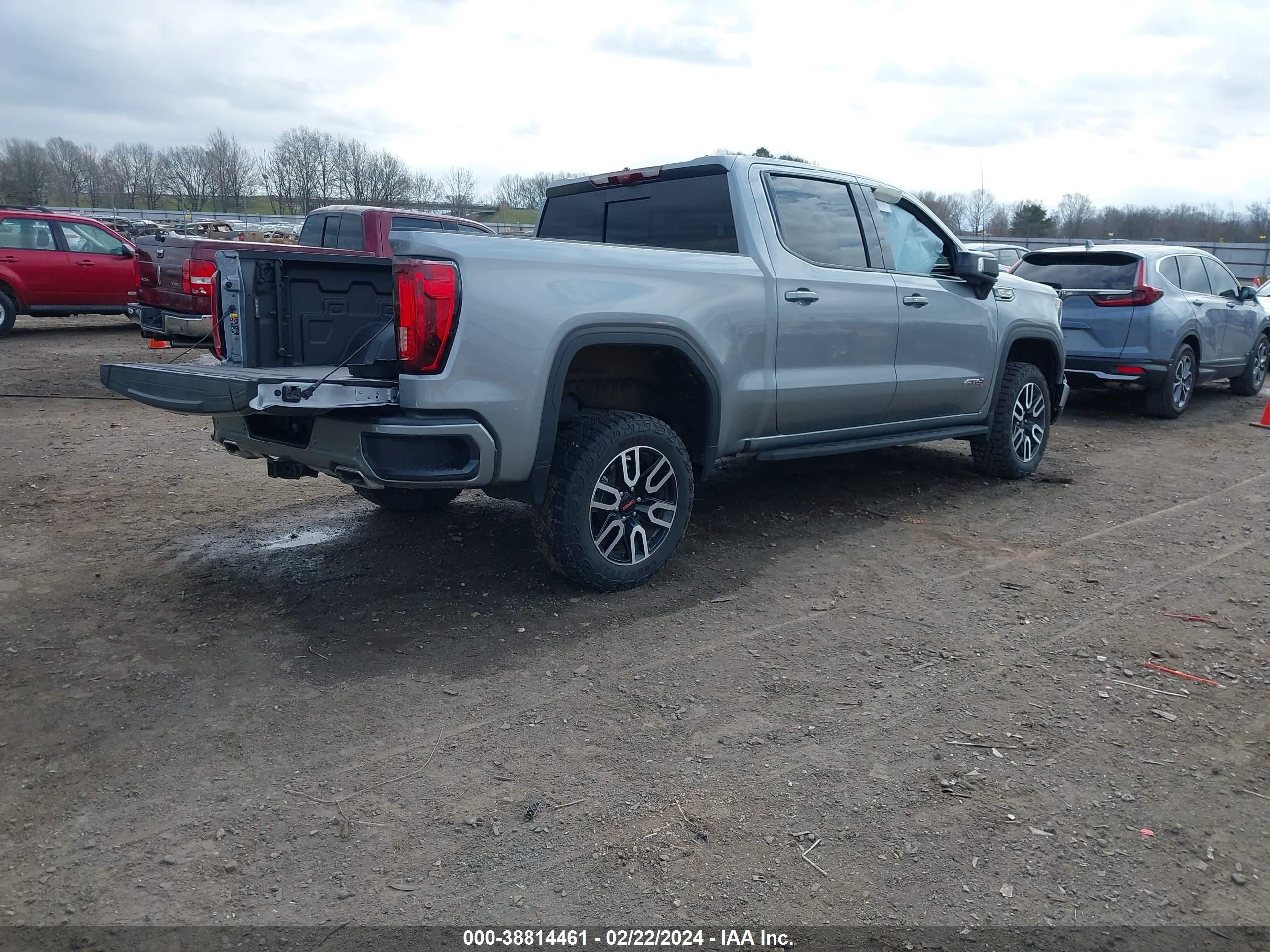 Photo 3 VIN: 1GTUUEEL5RZ148014 - GMC SIERRA 