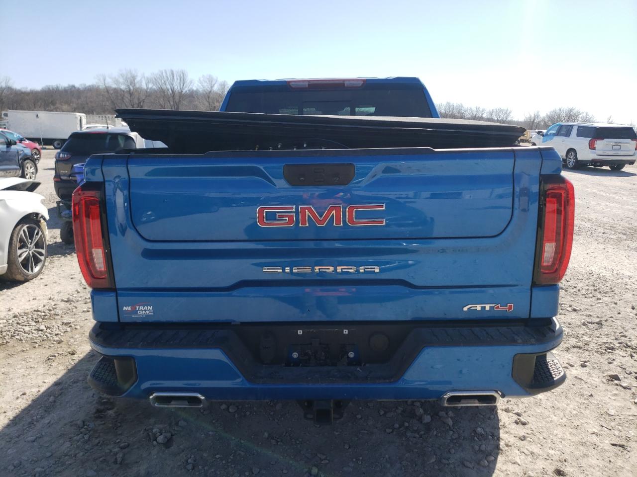 Photo 5 VIN: 1GTUUEET1NZ638136 - GMC SIERRA 