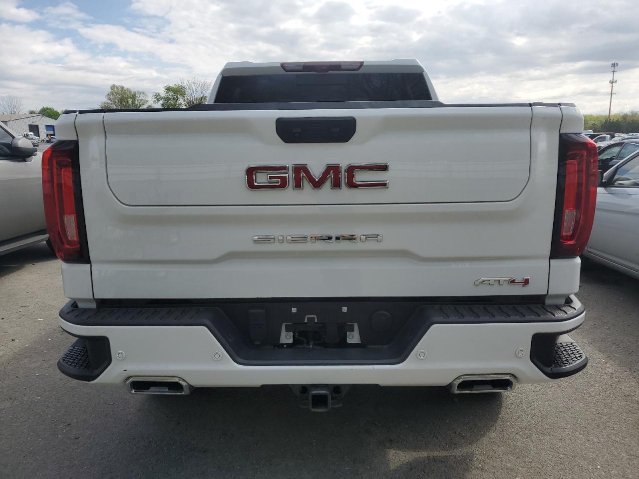 Photo 5 VIN: 1GTUUEET2NZ520323 - GMC SIERRA 