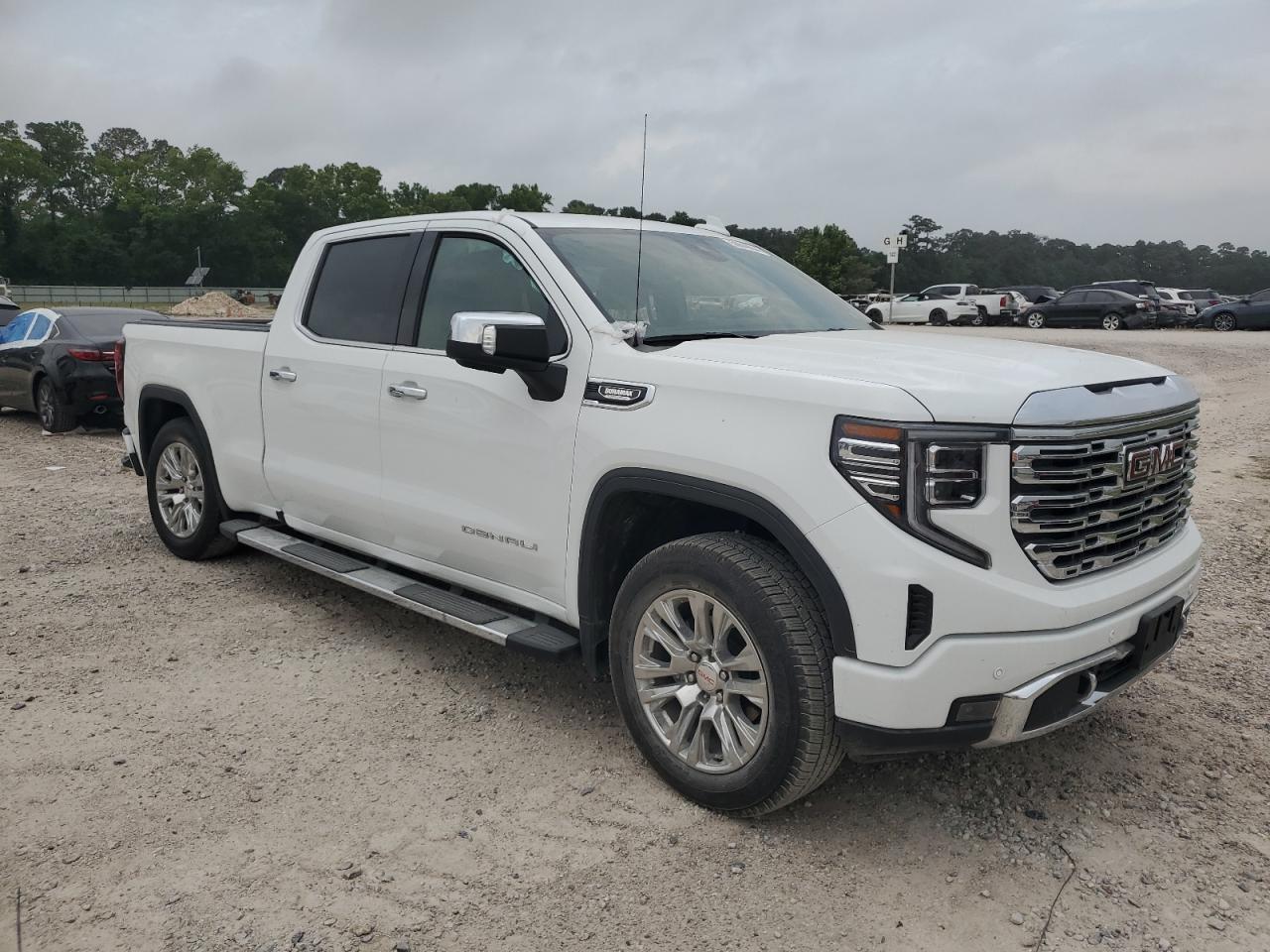 Photo 3 VIN: 1GTUUGE84PZ104168 - GMC SIERRA 