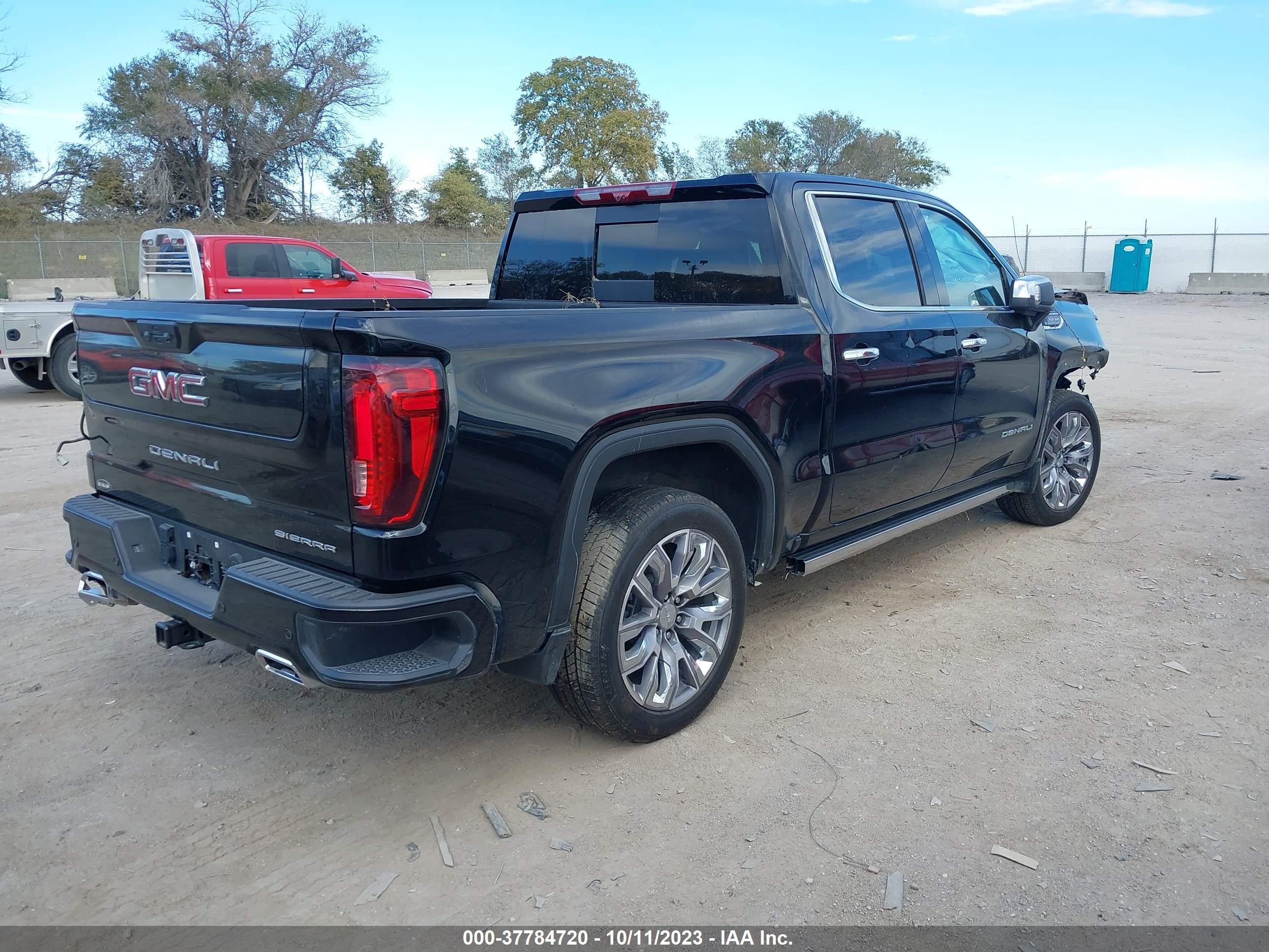 Photo 3 VIN: 1GTUUGELXPZ300376 - GMC SIERRA 