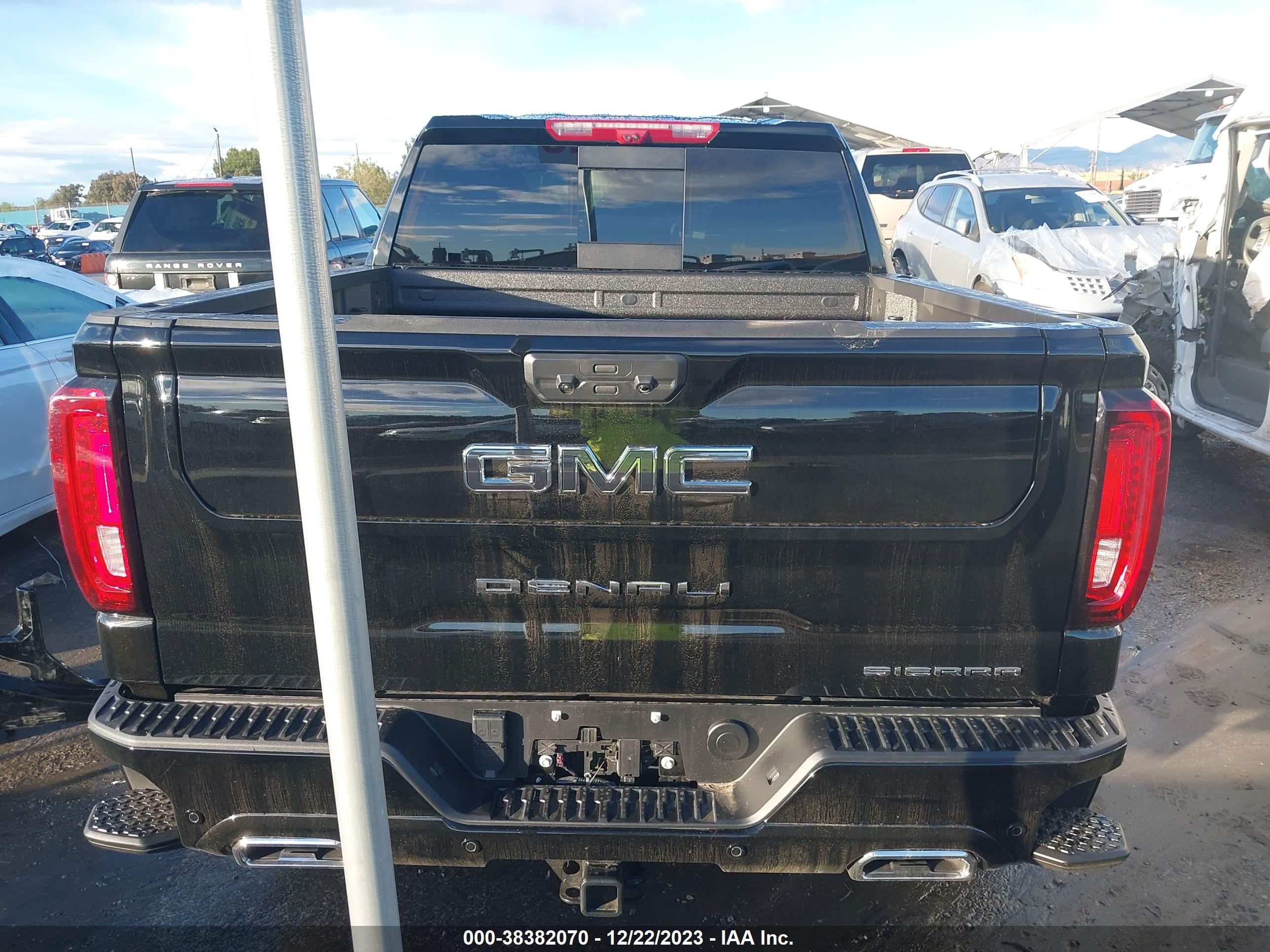 Photo 14 VIN: 1GTUUHEL8RZ129362 - GMC SIERRA 