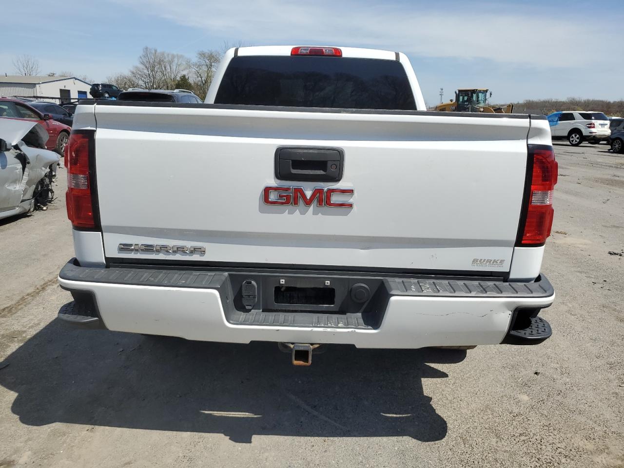 Photo 5 VIN: 1GTV2LEC2GZ358274 - GMC SIERRA 