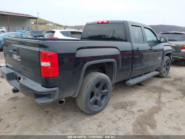 Photo 3 VIN: 1GTV2LEC2HZ240131 - GMC SIERRA 1500 