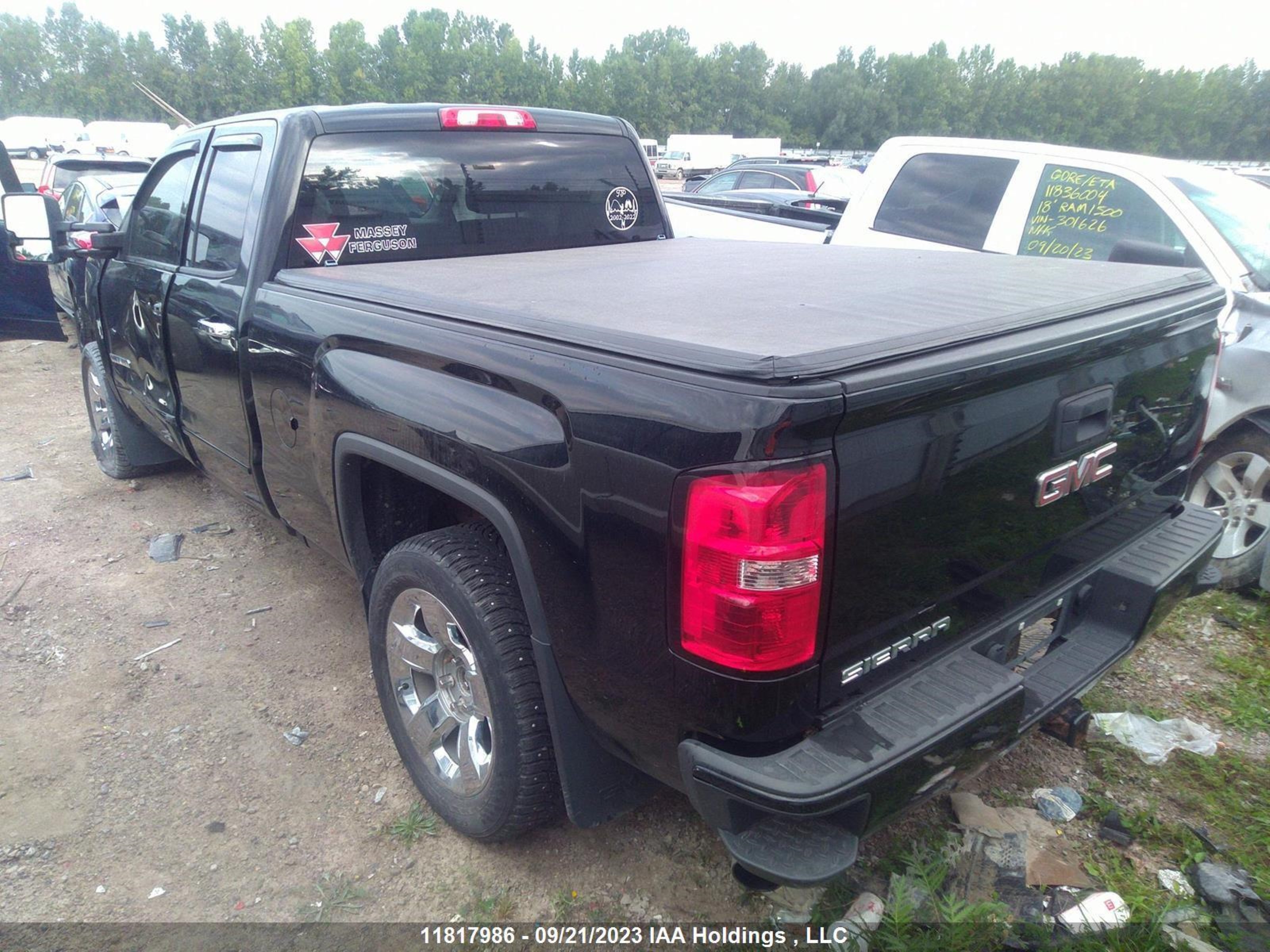 Photo 2 VIN: 1GTV2LEC3HZ376557 - GMC SIERRA 