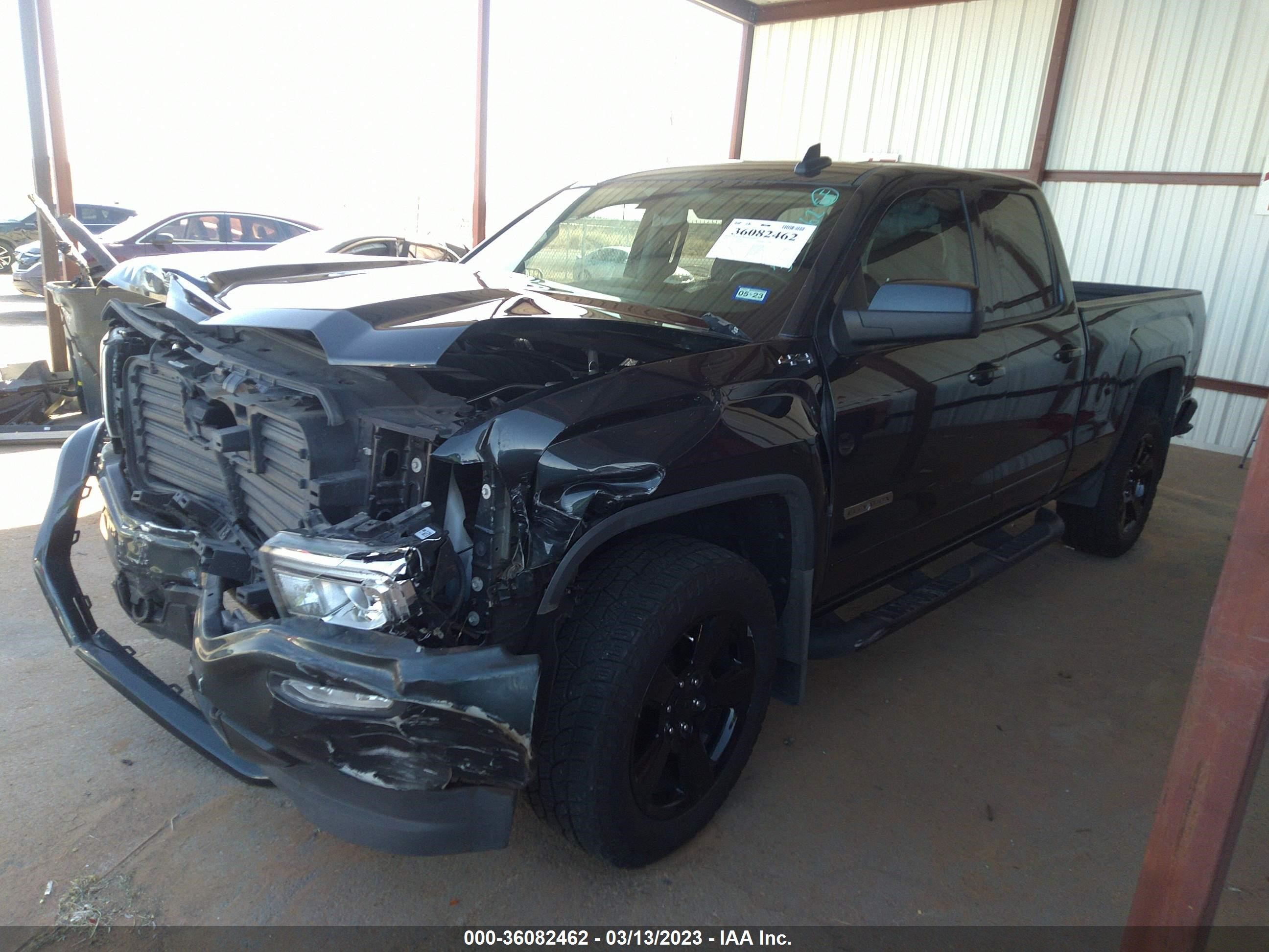 Photo 1 VIN: 1GTV2LEC3JZ145664 - GMC SIERRA 