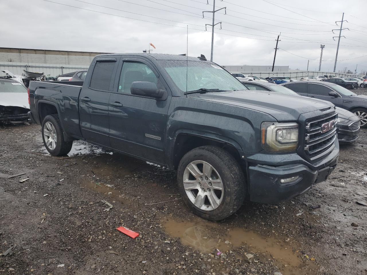 Photo 3 VIN: 1GTV2LEC4HZ155971 - GMC SIERRA 