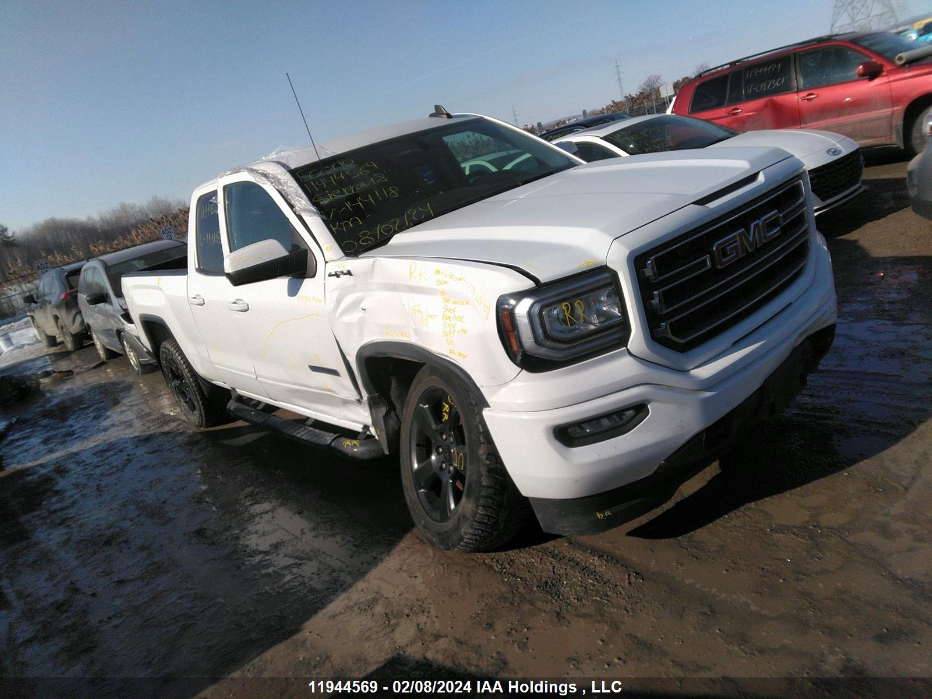 Photo 0 VIN: 1GTV2LEC4JZ144118 - GMC SIERRA 