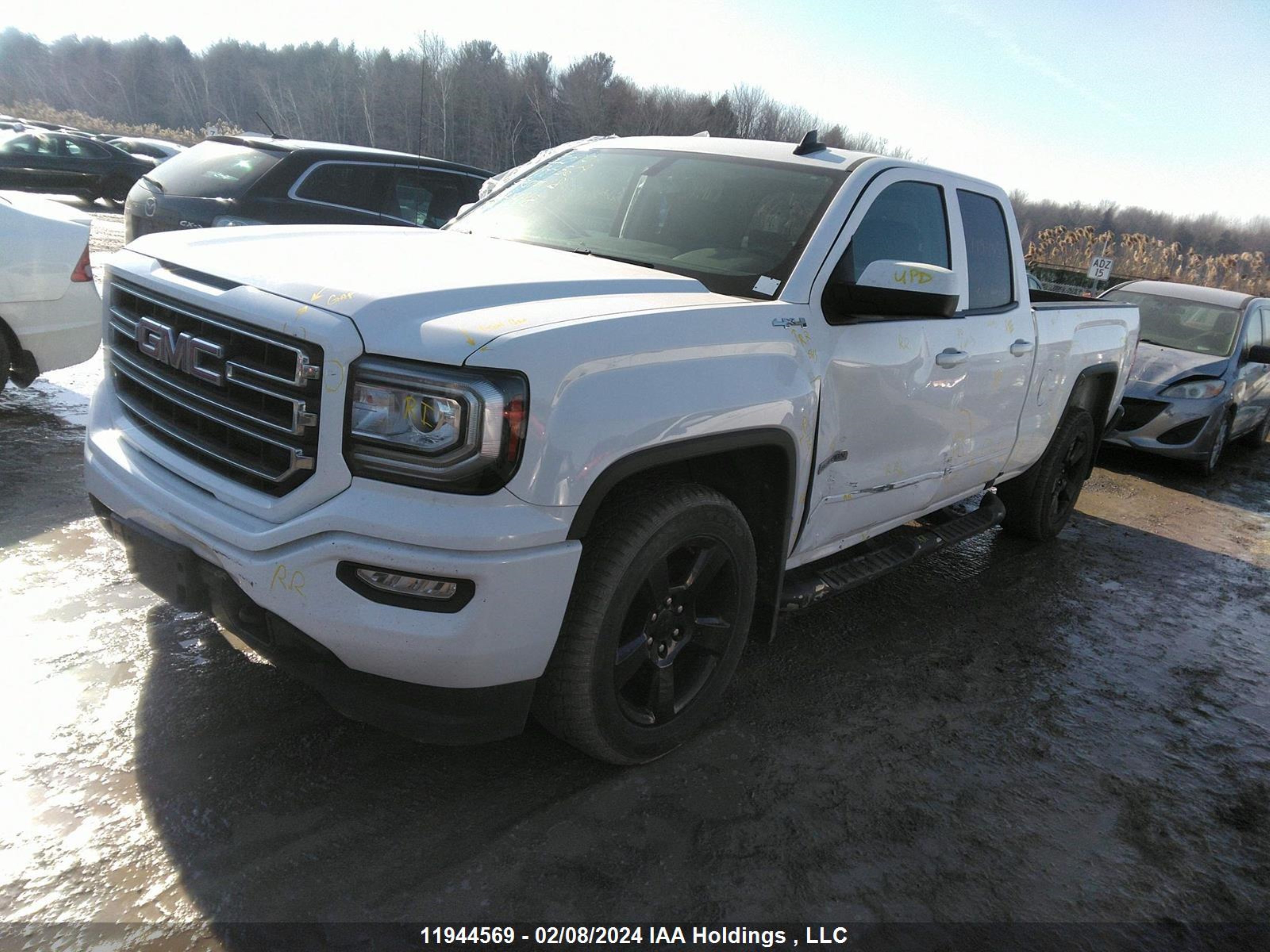 Photo 1 VIN: 1GTV2LEC4JZ144118 - GMC SIERRA 