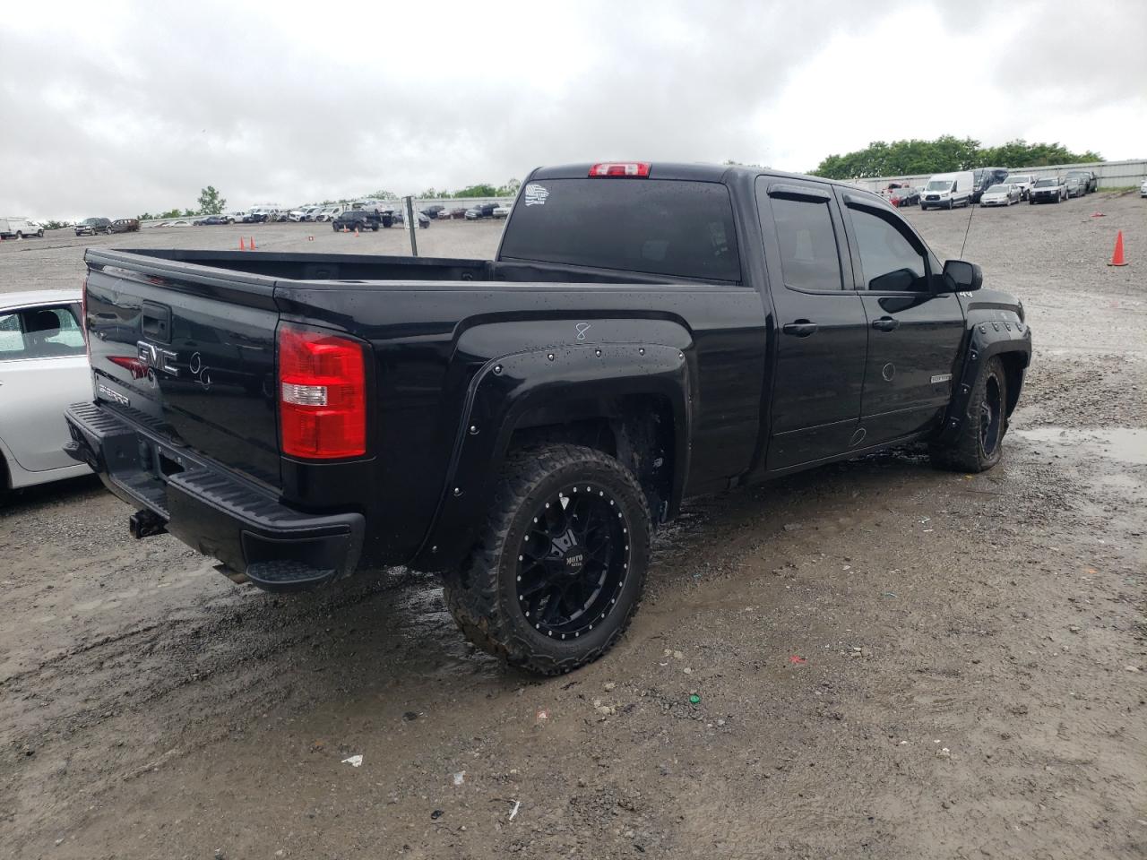 Photo 2 VIN: 1GTV2LEC5HZ408327 - GMC SIERRA 