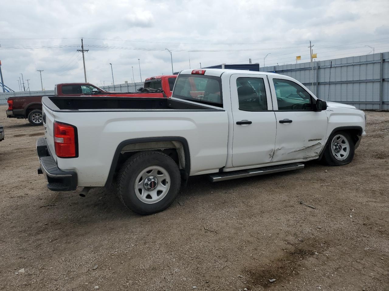 Photo 2 VIN: 1GTV2LEC6JZ103084 - GMC SIERRA 