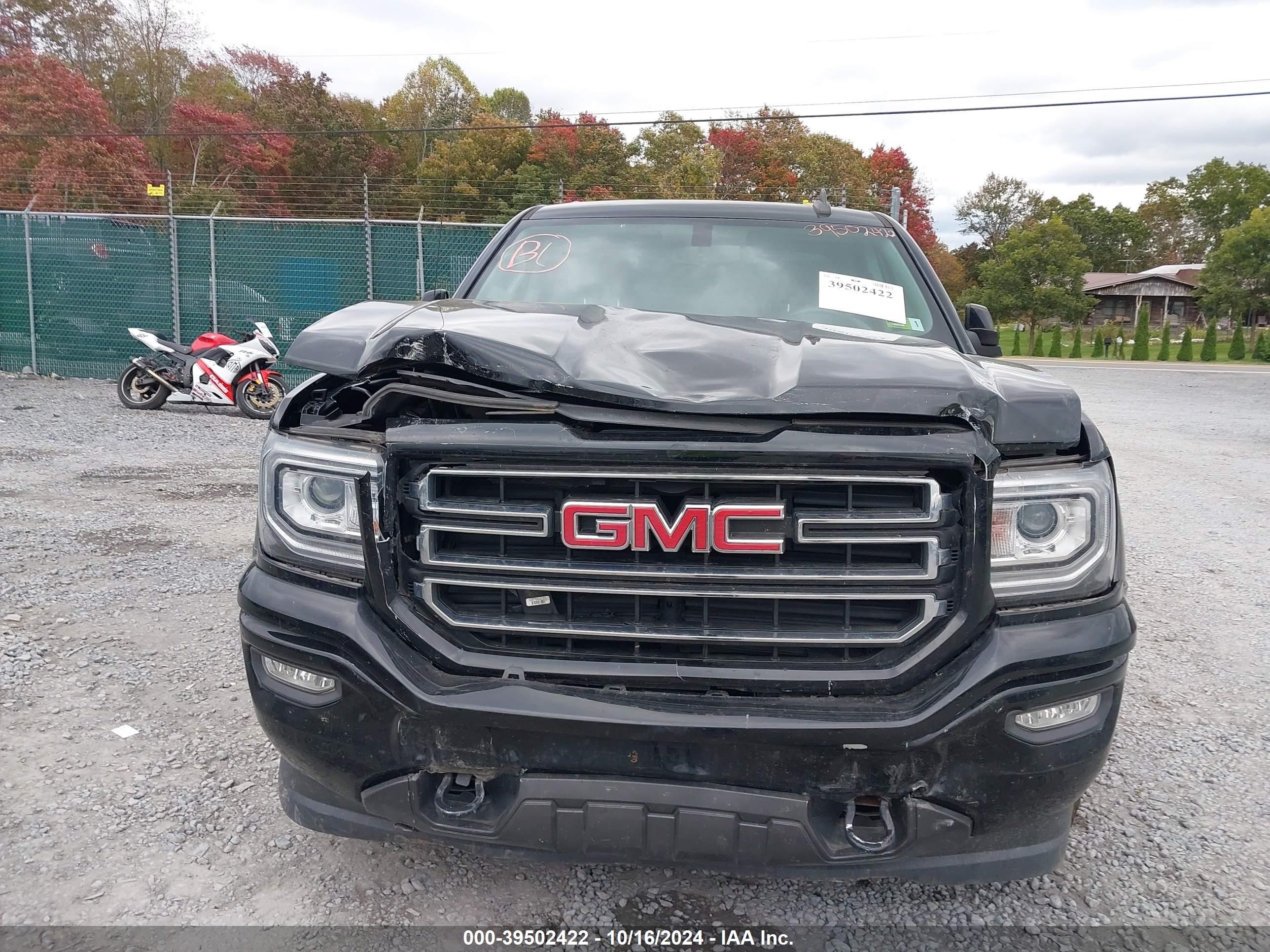 Photo 11 VIN: 1GTV2LEC9HZ345605 - GMC SIERRA 