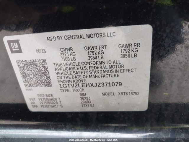 Photo 8 VIN: 1GTV2LEHXJZ371079 - GMC SIERRA 1500 