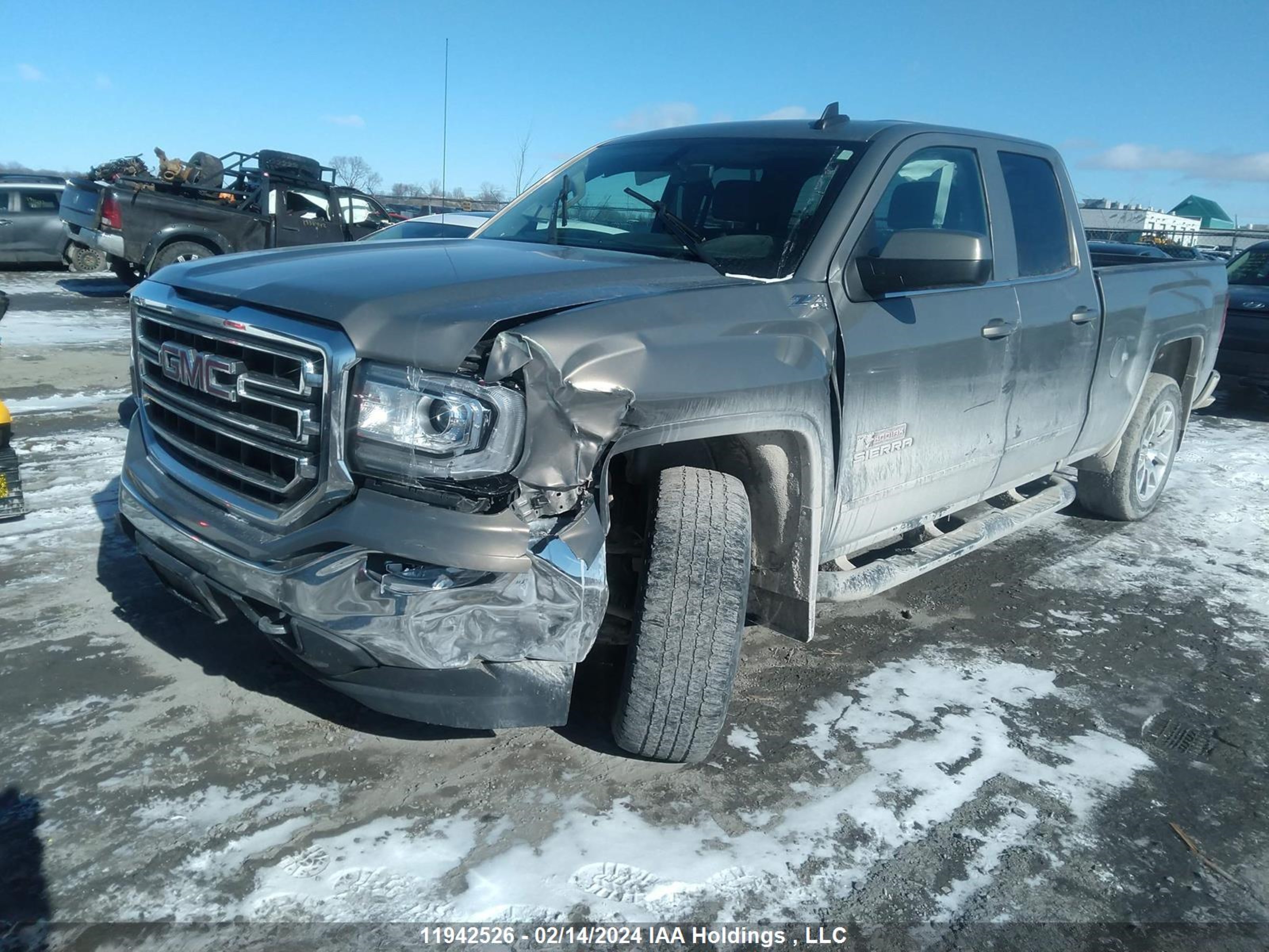 Photo 1 VIN: 1GTV2MEC2HZ250311 - GMC SIERRA 