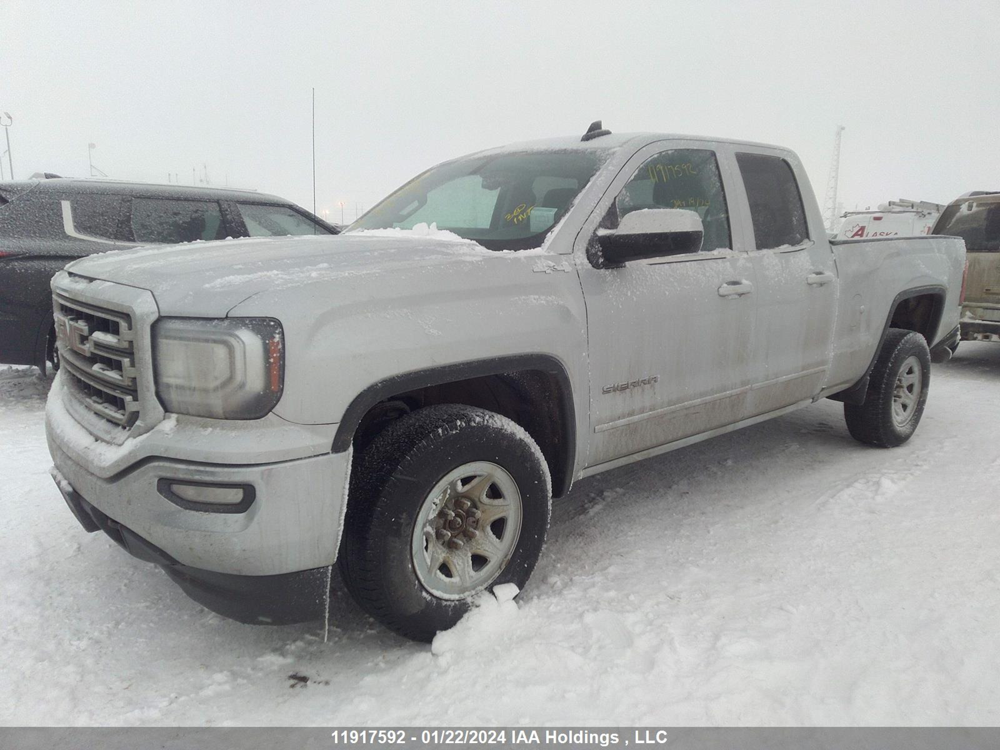 Photo 1 VIN: 1GTV2MEC4HZ308547 - GMC SIERRA 