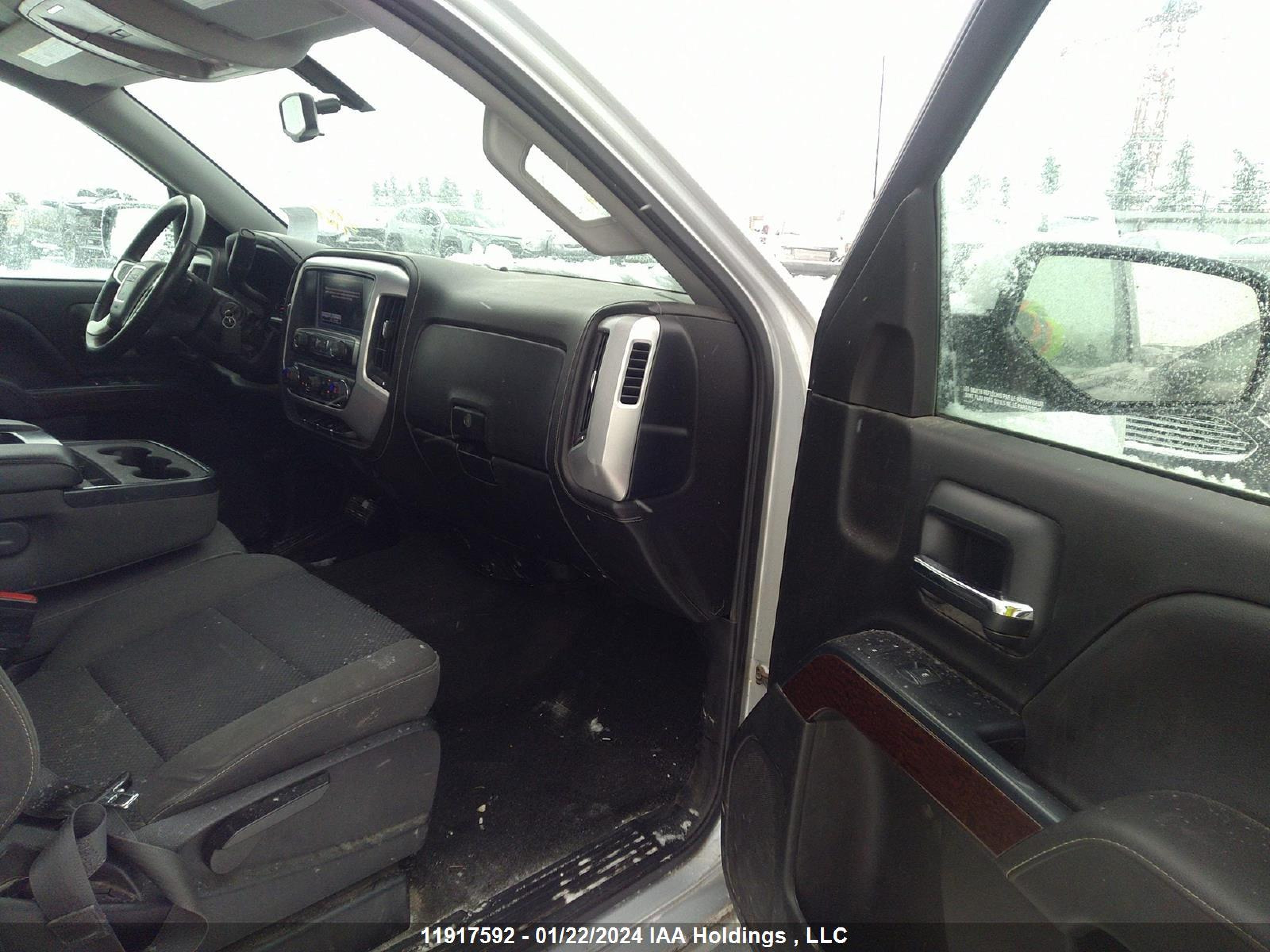 Photo 4 VIN: 1GTV2MEC4HZ308547 - GMC SIERRA 