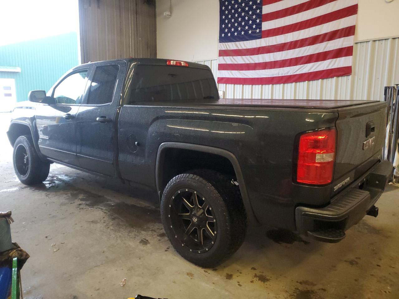 Photo 1 VIN: 1GTV2MEC5HZ283576 - GMC SIERRA 