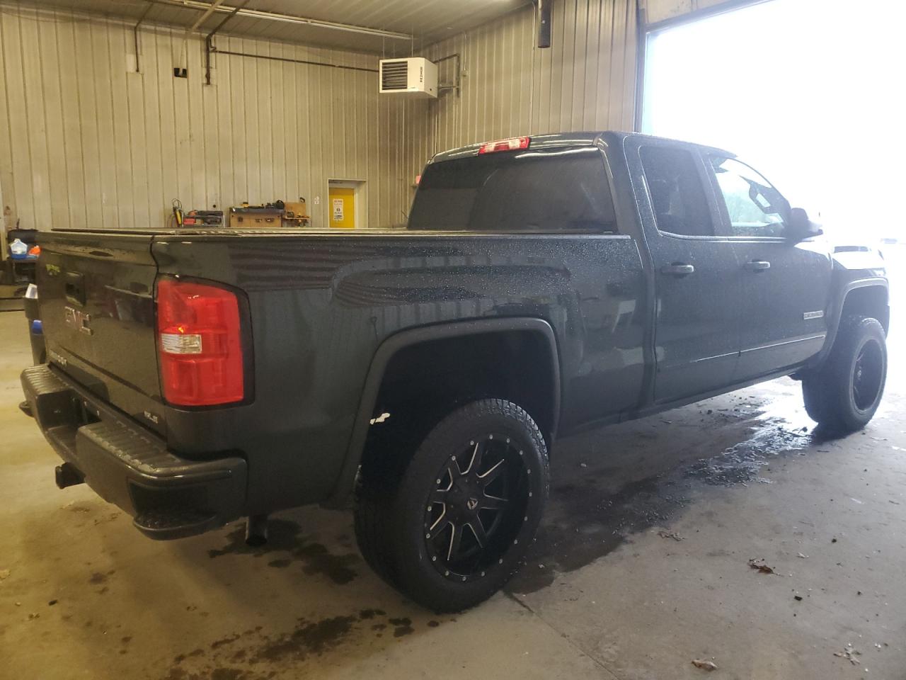 Photo 2 VIN: 1GTV2MEC5HZ283576 - GMC SIERRA 