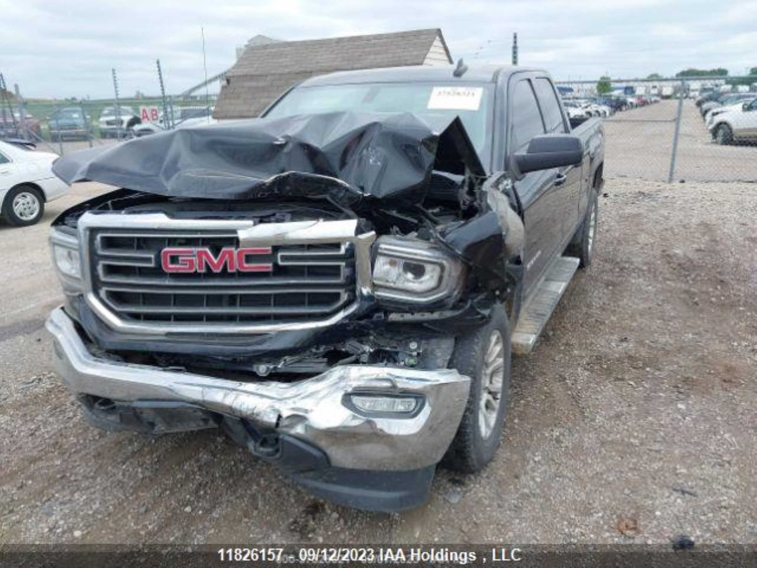 Photo 3 VIN: 1GTV2MEC5JZ243942 - GMC SIERRA 