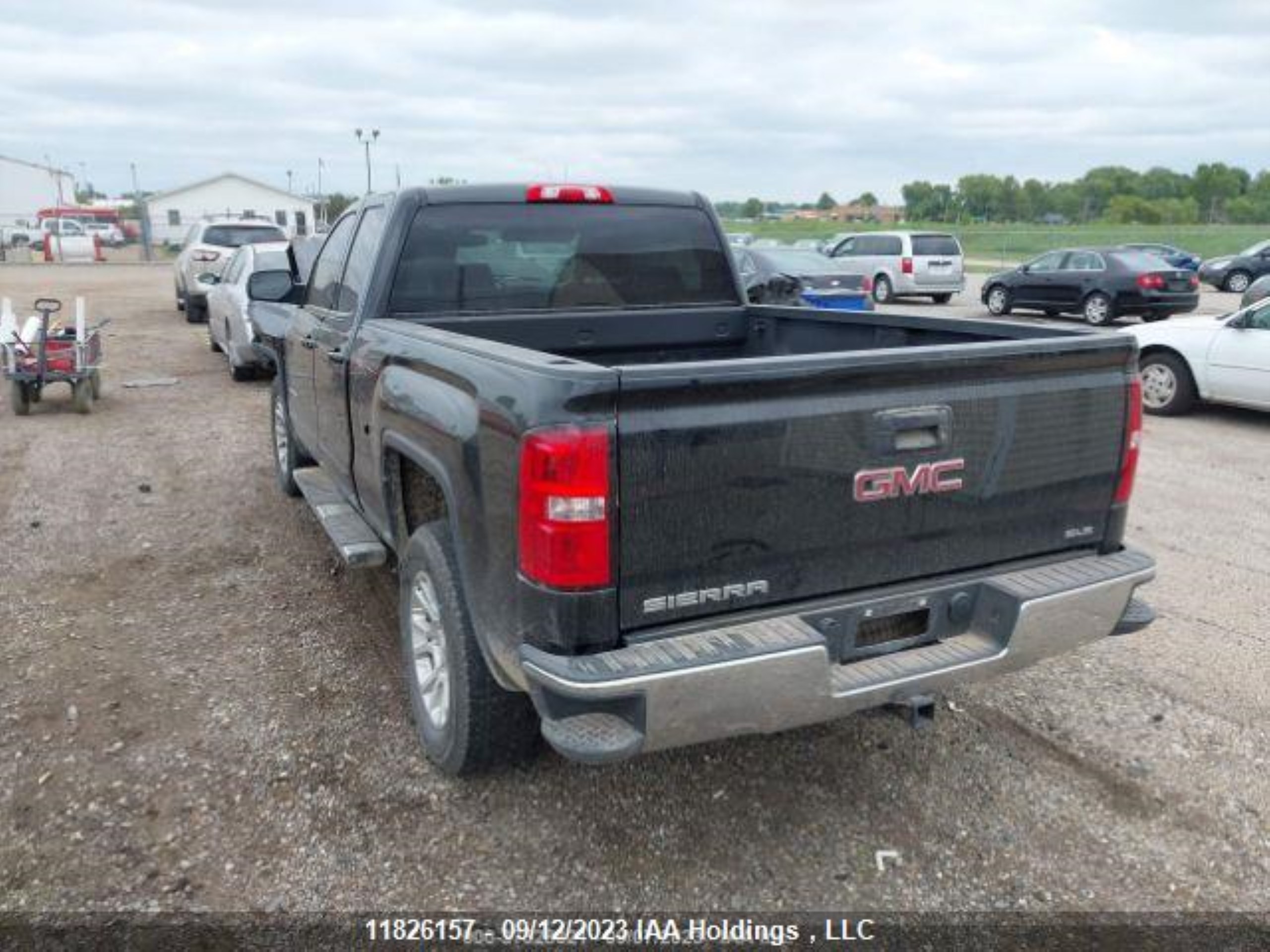 Photo 4 VIN: 1GTV2MEC5JZ243942 - GMC SIERRA 