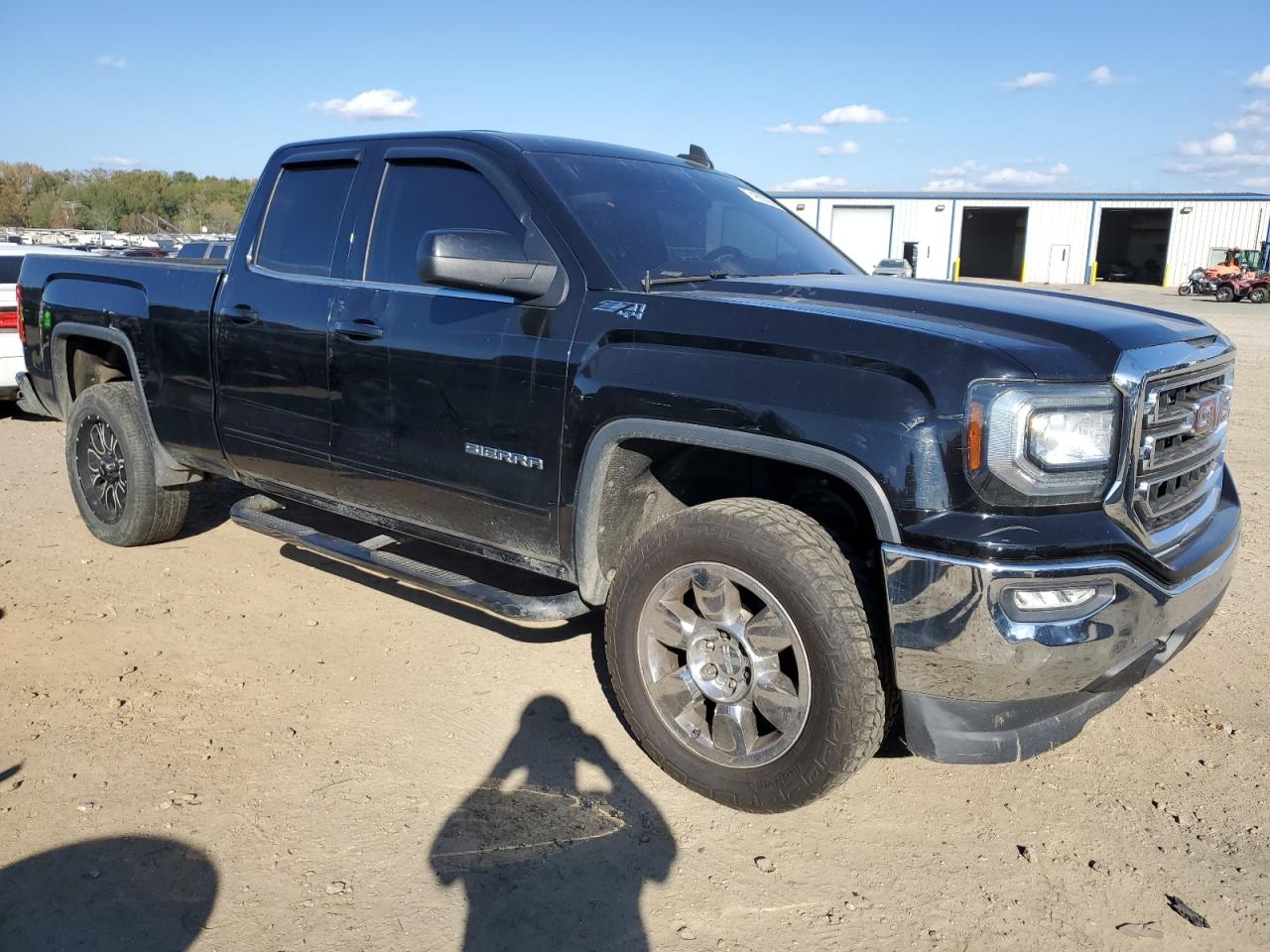 Photo 3 VIN: 1GTV2MECXGZ149807 - GMC SIERRA 