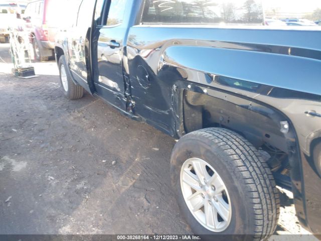 Photo 5 VIN: 1GTV2MECXJZ112313 - GMC SIERRA 1500 