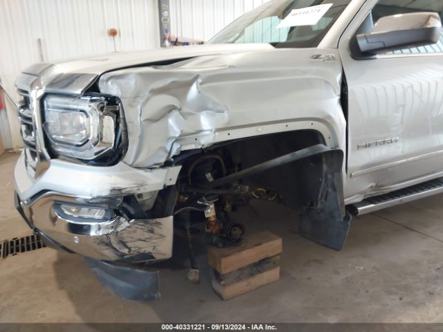 Photo 5 VIN: 1GTV2NEC3JZ125233 - GMC SIERRA 