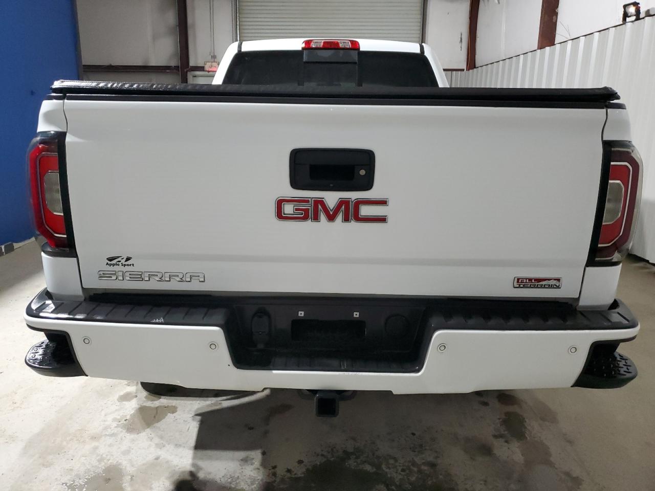 Photo 5 VIN: 1GTV2NEC8GZ379898 - GMC SIERRA 