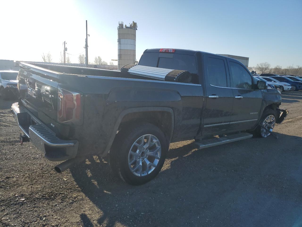 Photo 2 VIN: 1GTV2NEC9GZ324165 - GMC SIERRA 