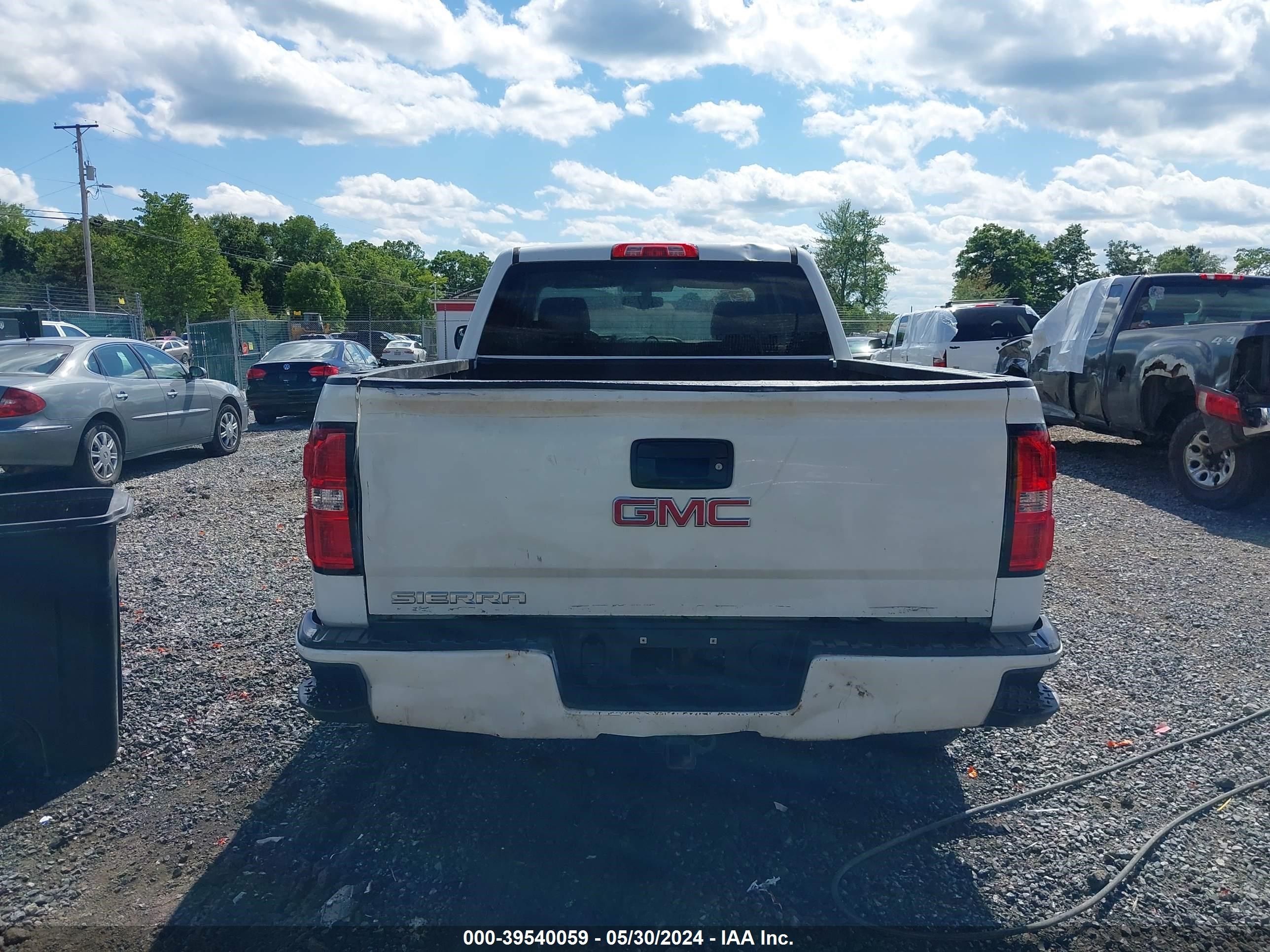 Photo 15 VIN: 1GTV2TEC1FZ361584 - GMC SIERRA 