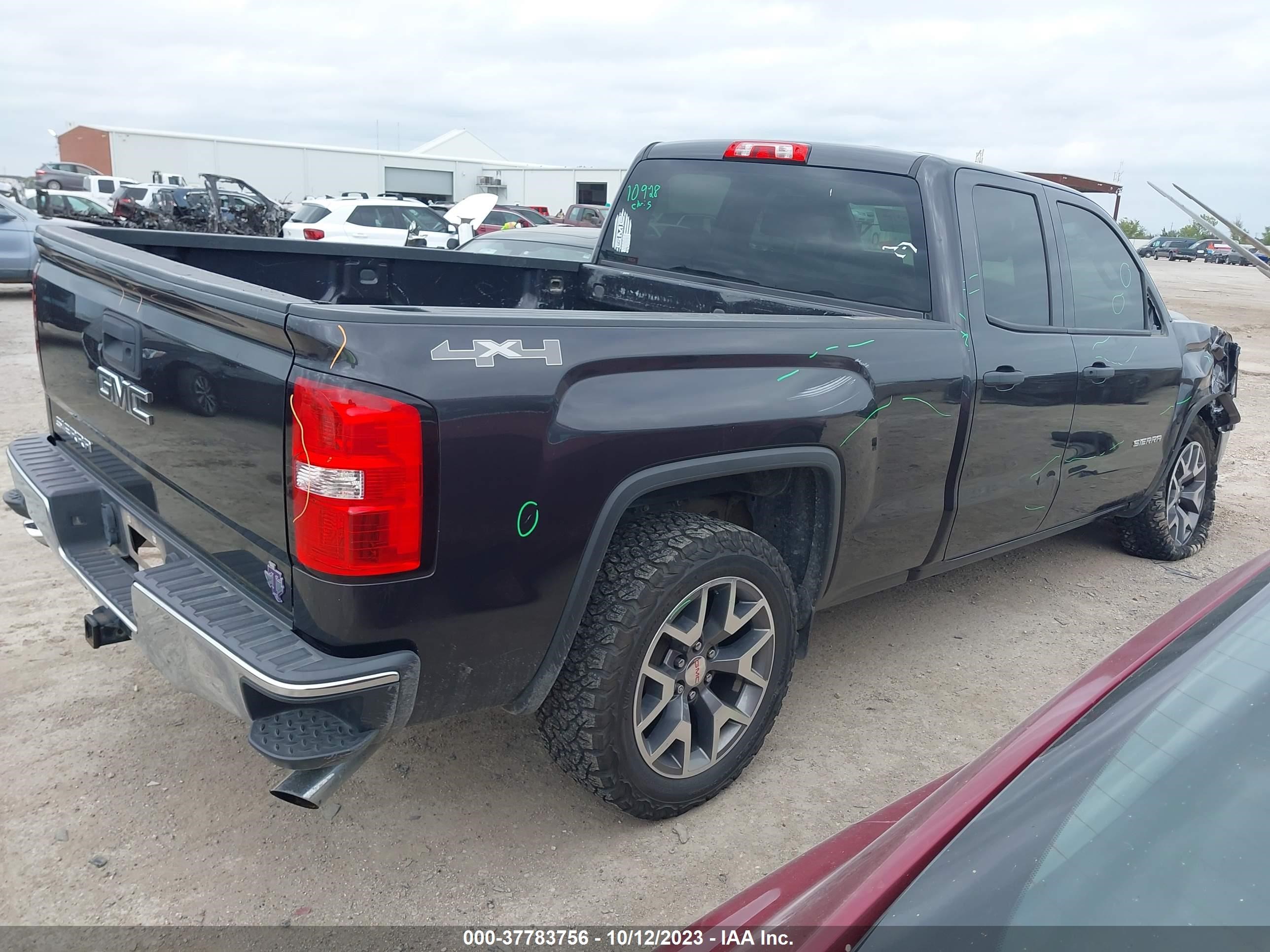 Photo 3 VIN: 1GTV2TEC4FZ296956 - GMC SIERRA 