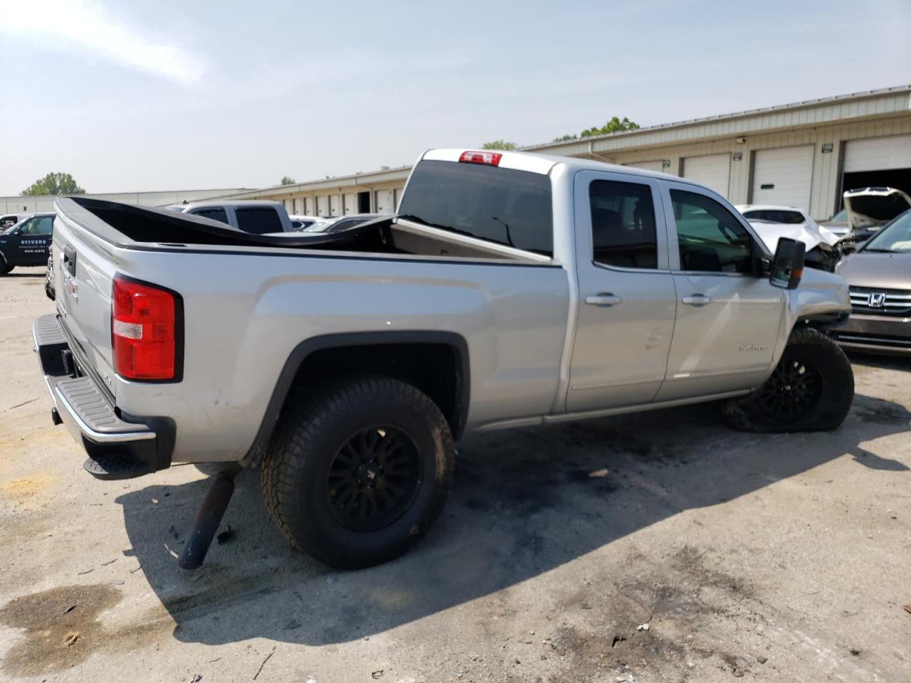 Photo 2 VIN: 1GTV2UEC7FZ181645 - GMC SIERRA 