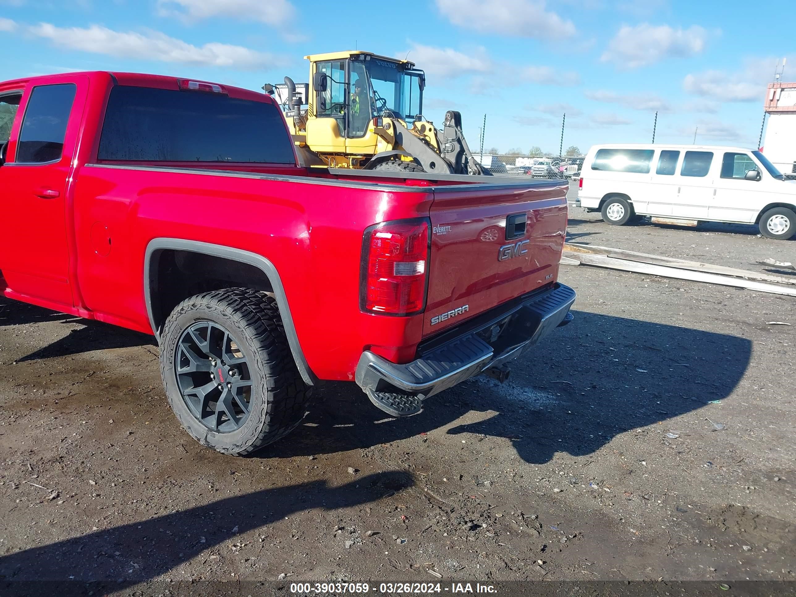 Photo 5 VIN: 1GTV2UECXEZ103682 - GMC SIERRA 