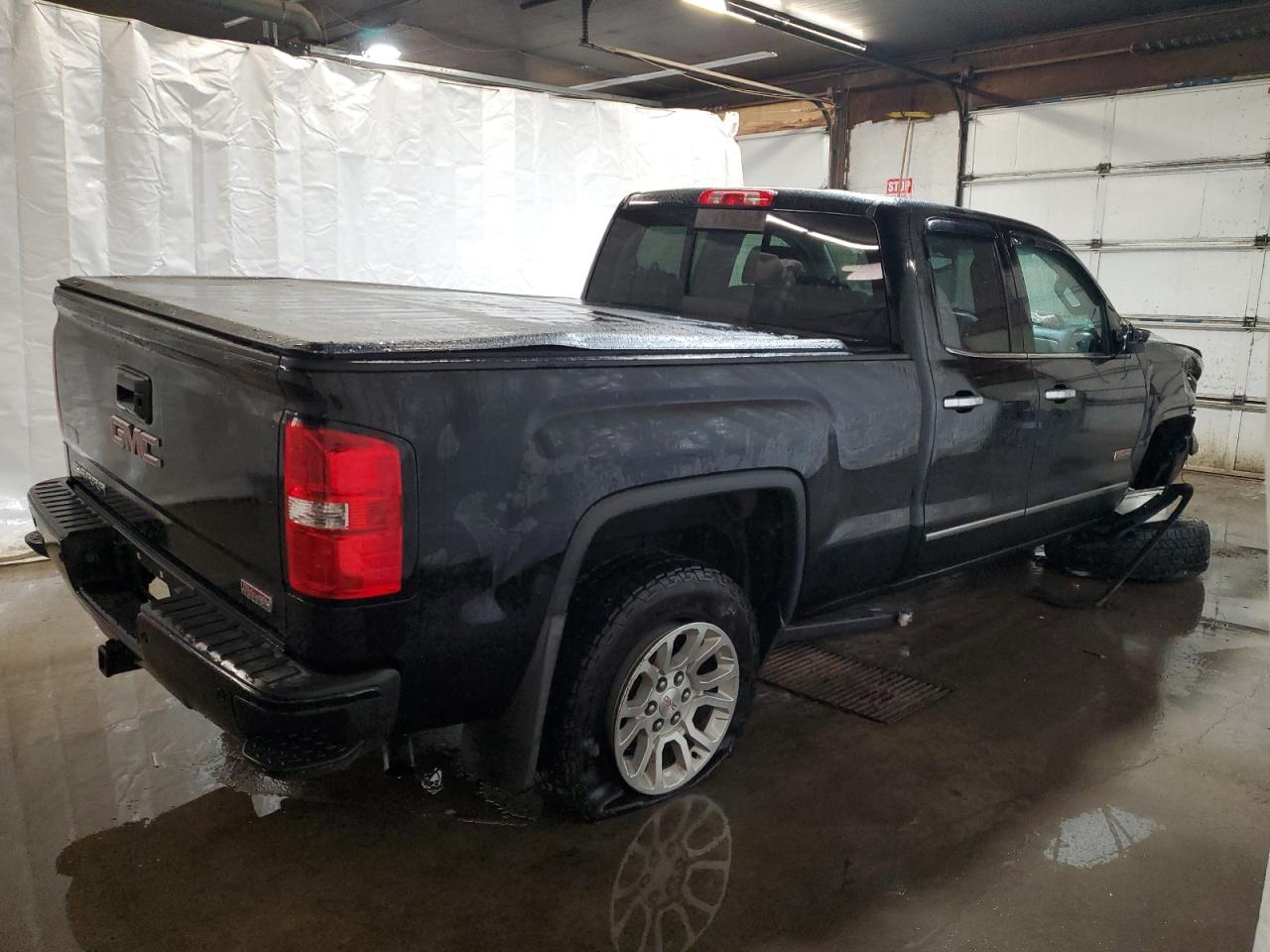 Photo 2 VIN: 1GTV2VEC5FZ271804 - GMC SIERRA 